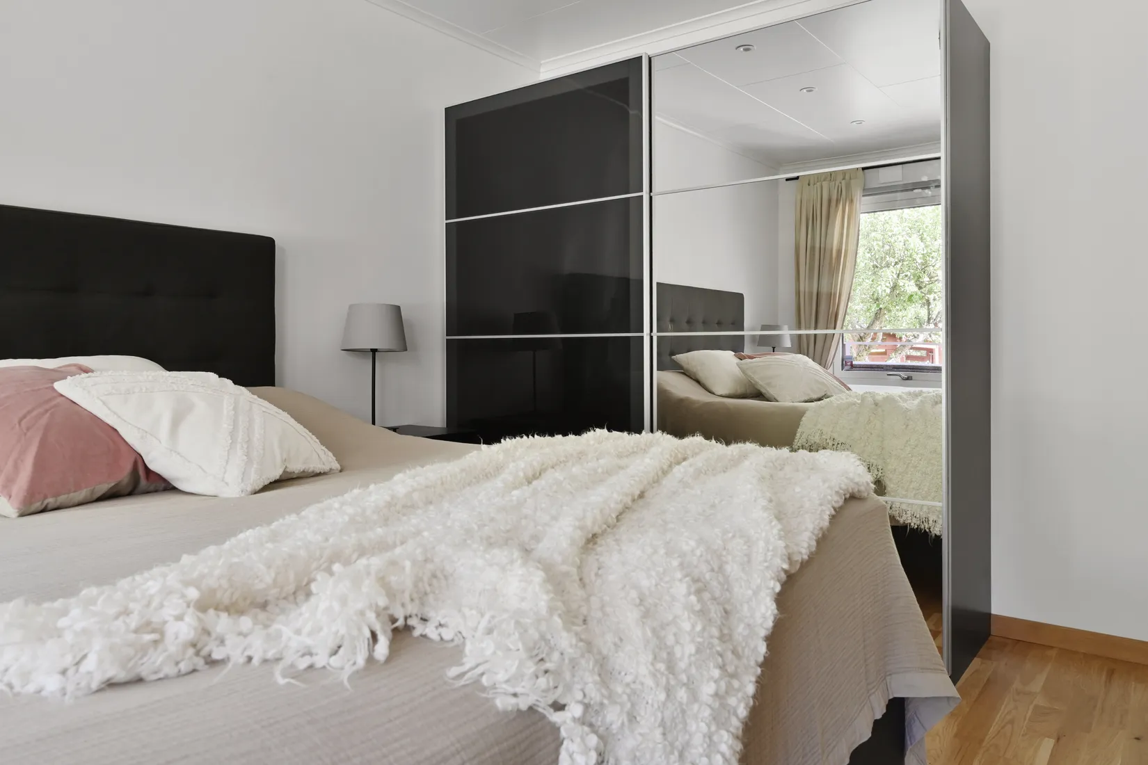 Villa, Radhus, Stängselvägen 38, Viksjö, Järfälla