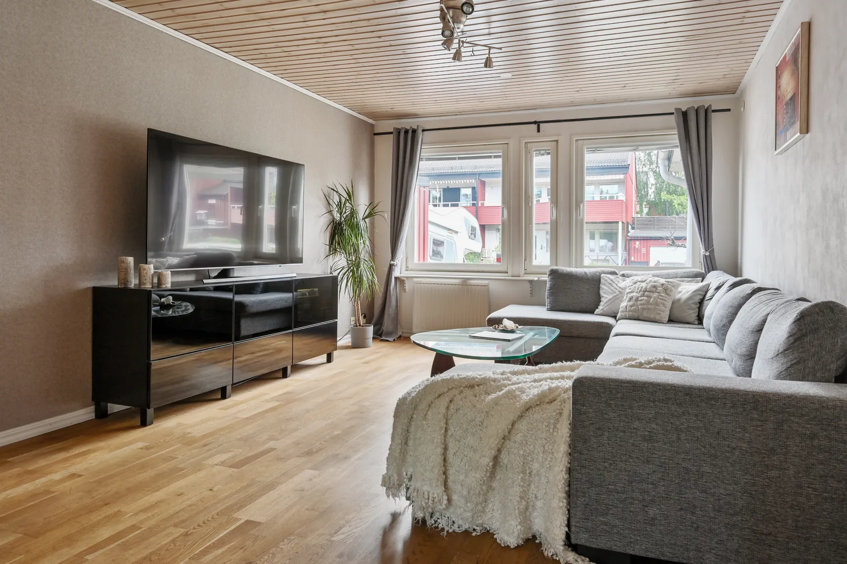 Villa, Radhus, Stängselvägen 38, Viksjö, Järfälla