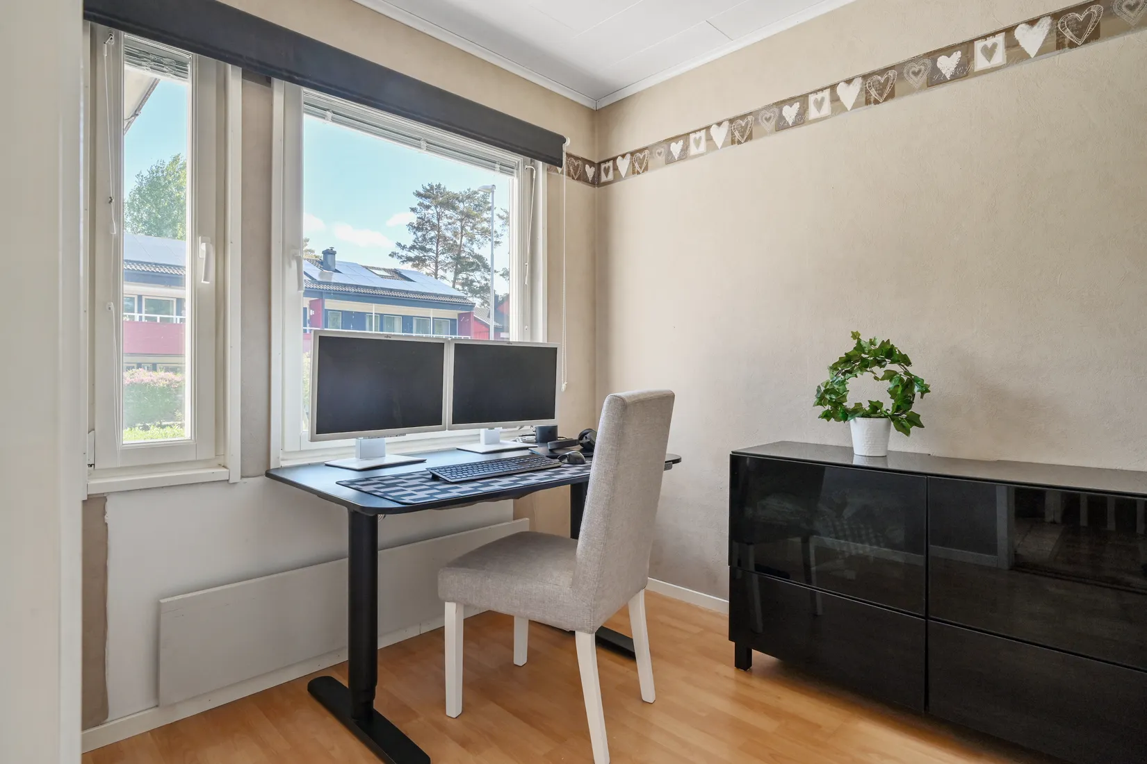 Villa, Radhus, Stängselvägen 38, Viksjö, Järfälla