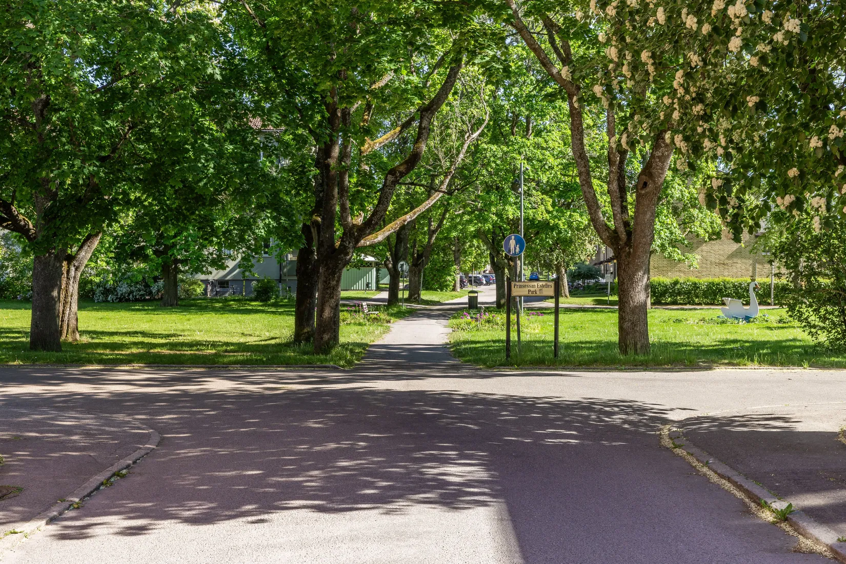 Radhus, Ploggatan 20, Centralt/Tannefors, Linköping