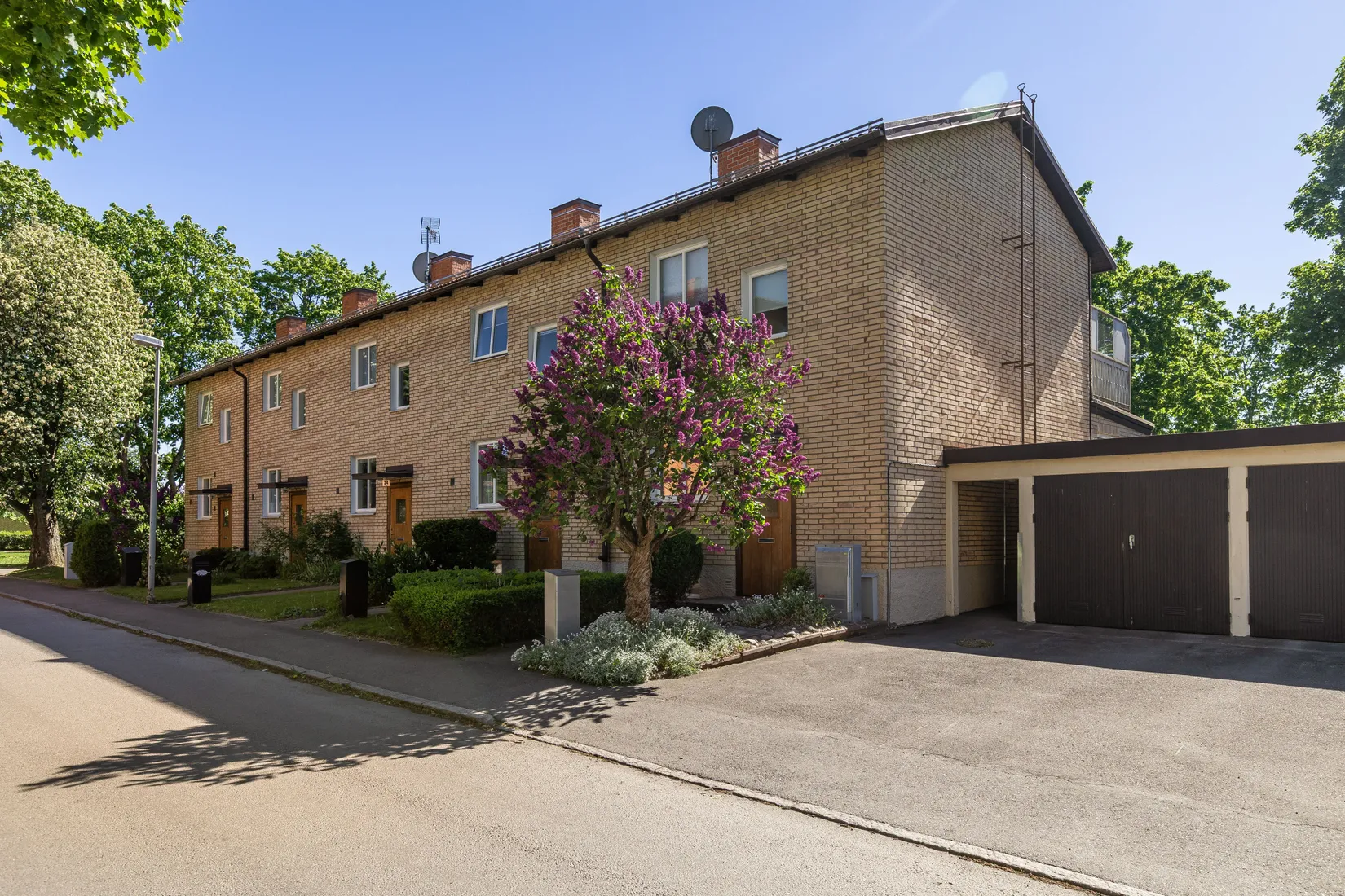 Radhus, Ploggatan 20, Centralt/Tannefors, Linköping