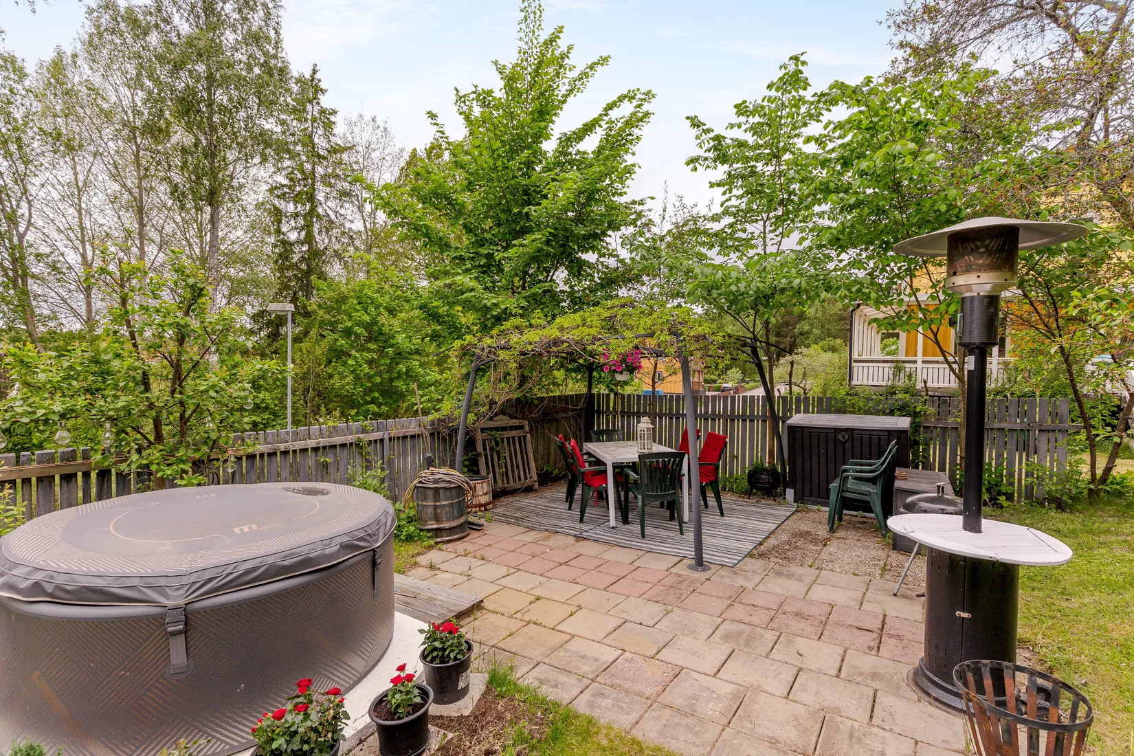 Villa, Suckarnas allé 7, Hällbybrunn, Eskilstuna