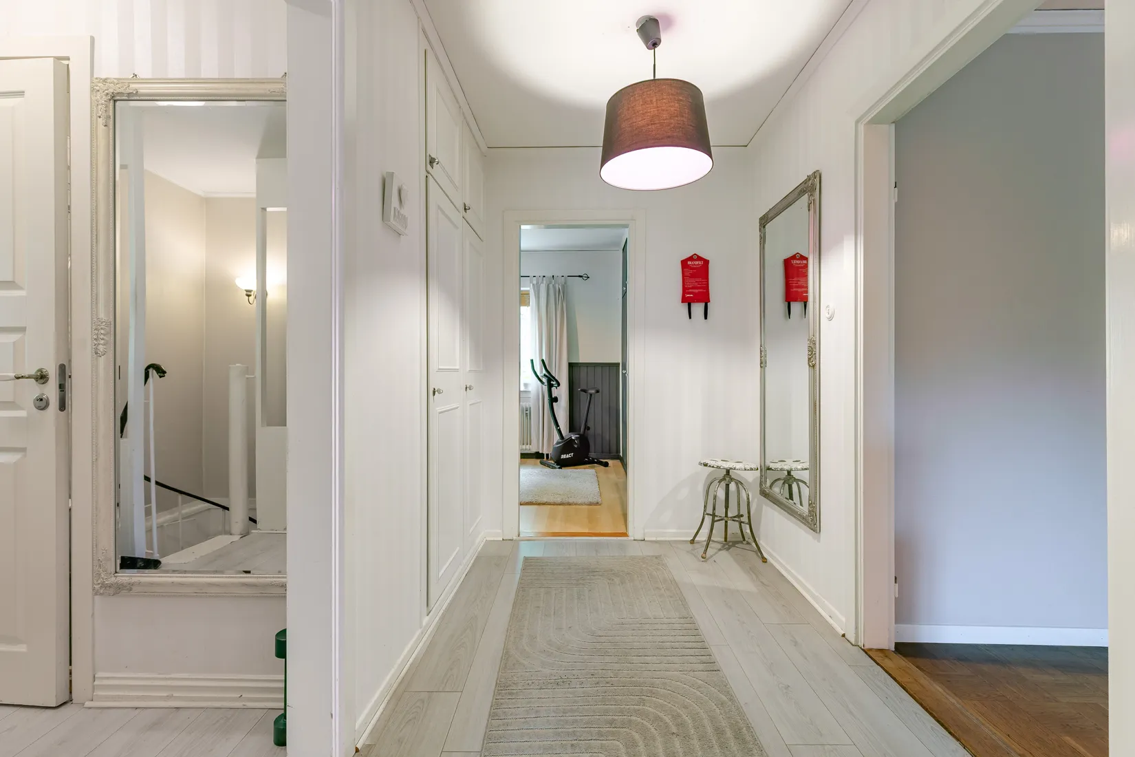 Villa, Suckarnas allé 7, Hällbybrunn, Eskilstuna