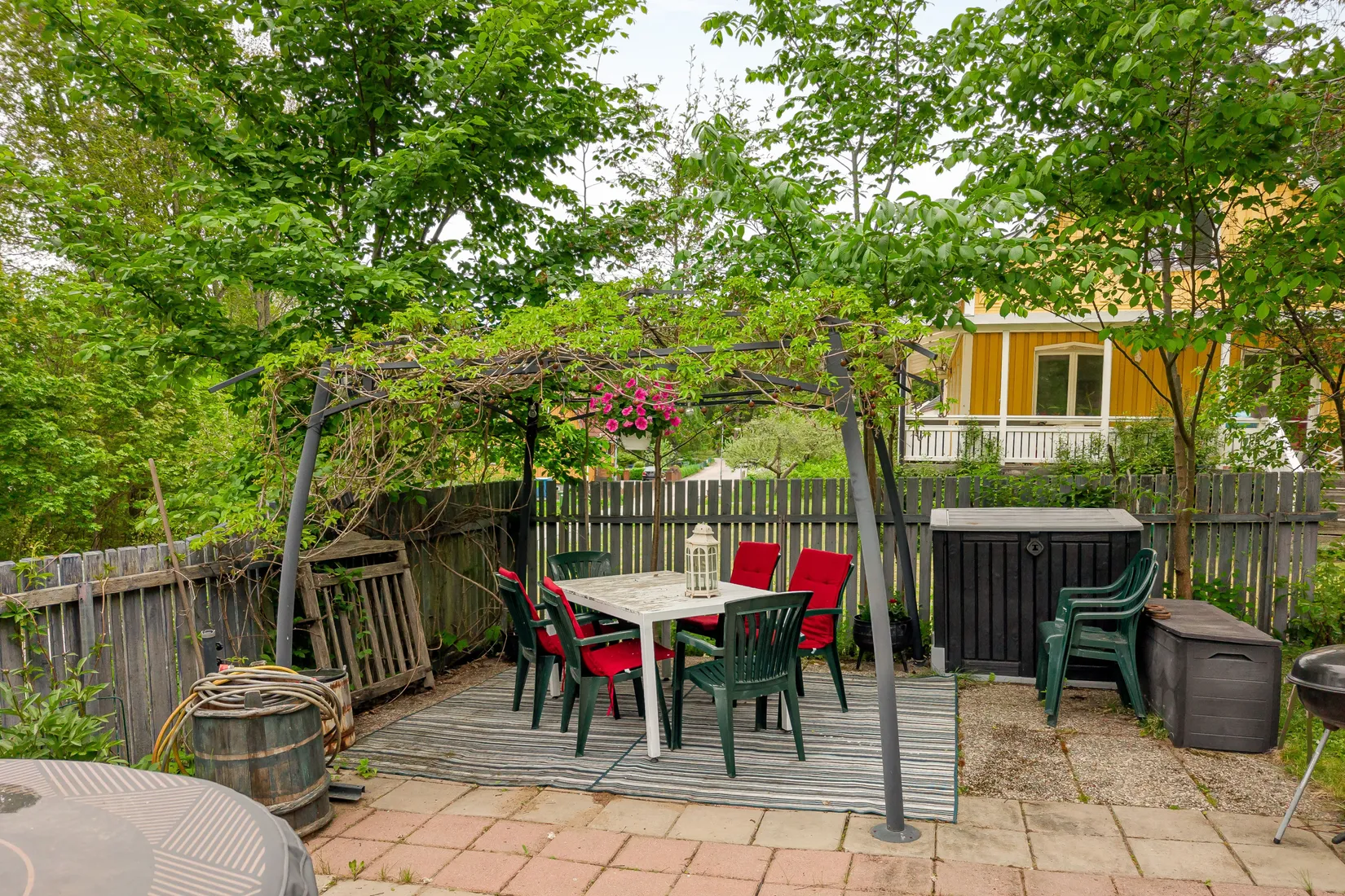 Villa, Suckarnas allé 7, Hällbybrunn, Eskilstuna