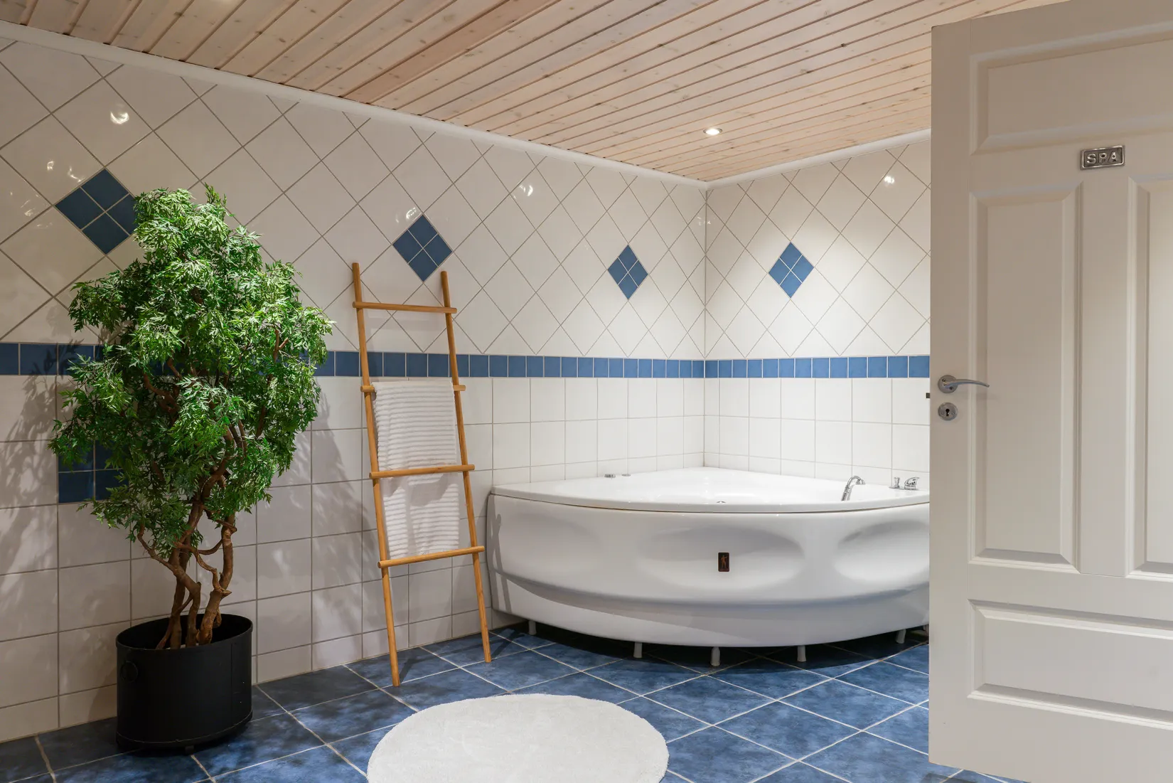 Villa, Radhus, Vargvägen 66, Mariedal, Umeå