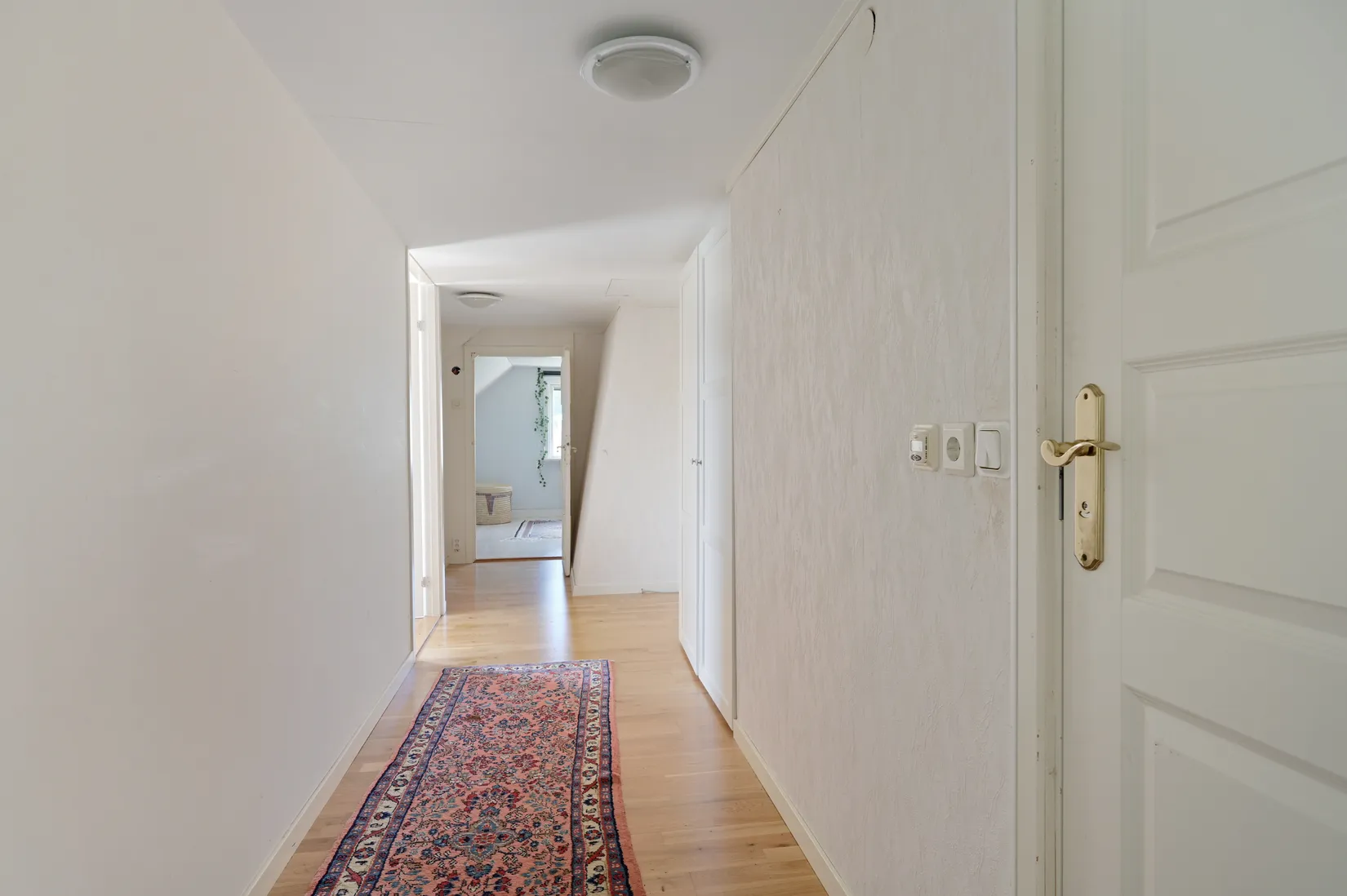 Villa, Skillingvägen 15, Skälby, Järfälla