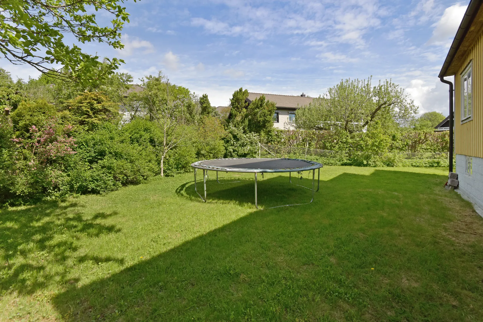 Villa, Skillingvägen 15, Skälby, Järfälla