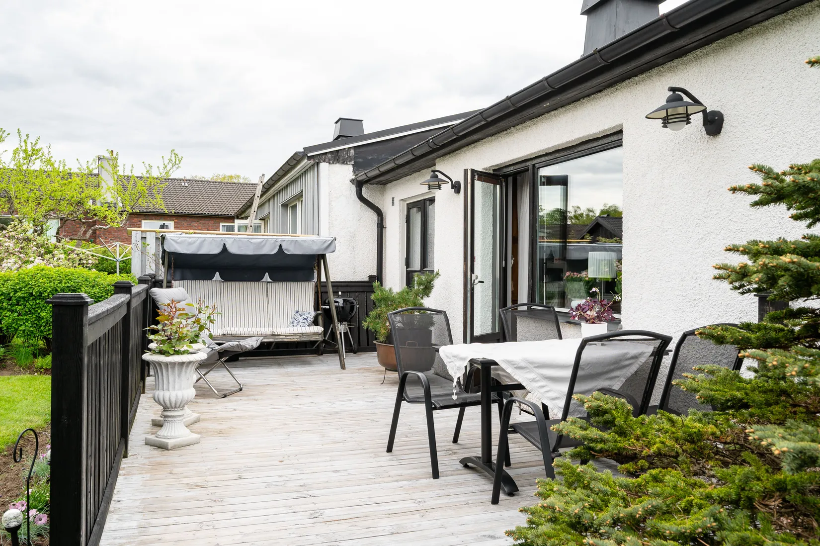 Villa, Radhus, Vallängsgatan 15, Hulta, Borås