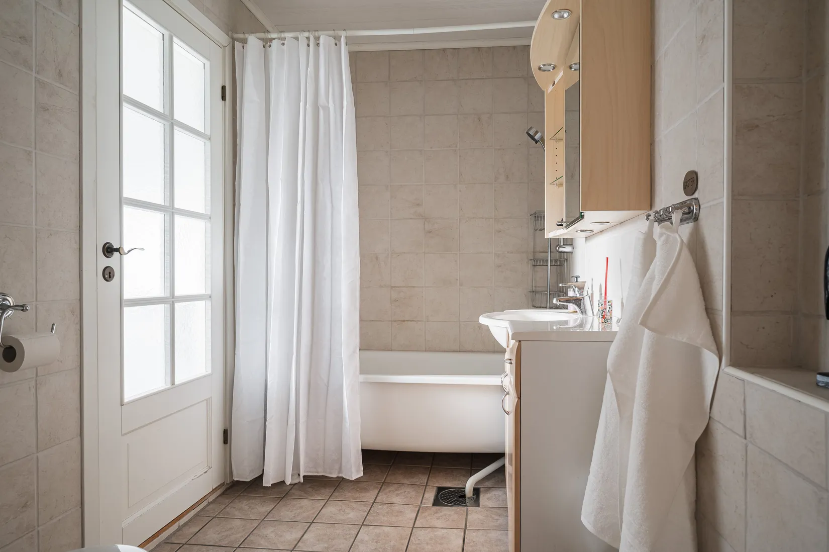 Villa, Radhus, Vallängsgatan 15, Hulta, Borås