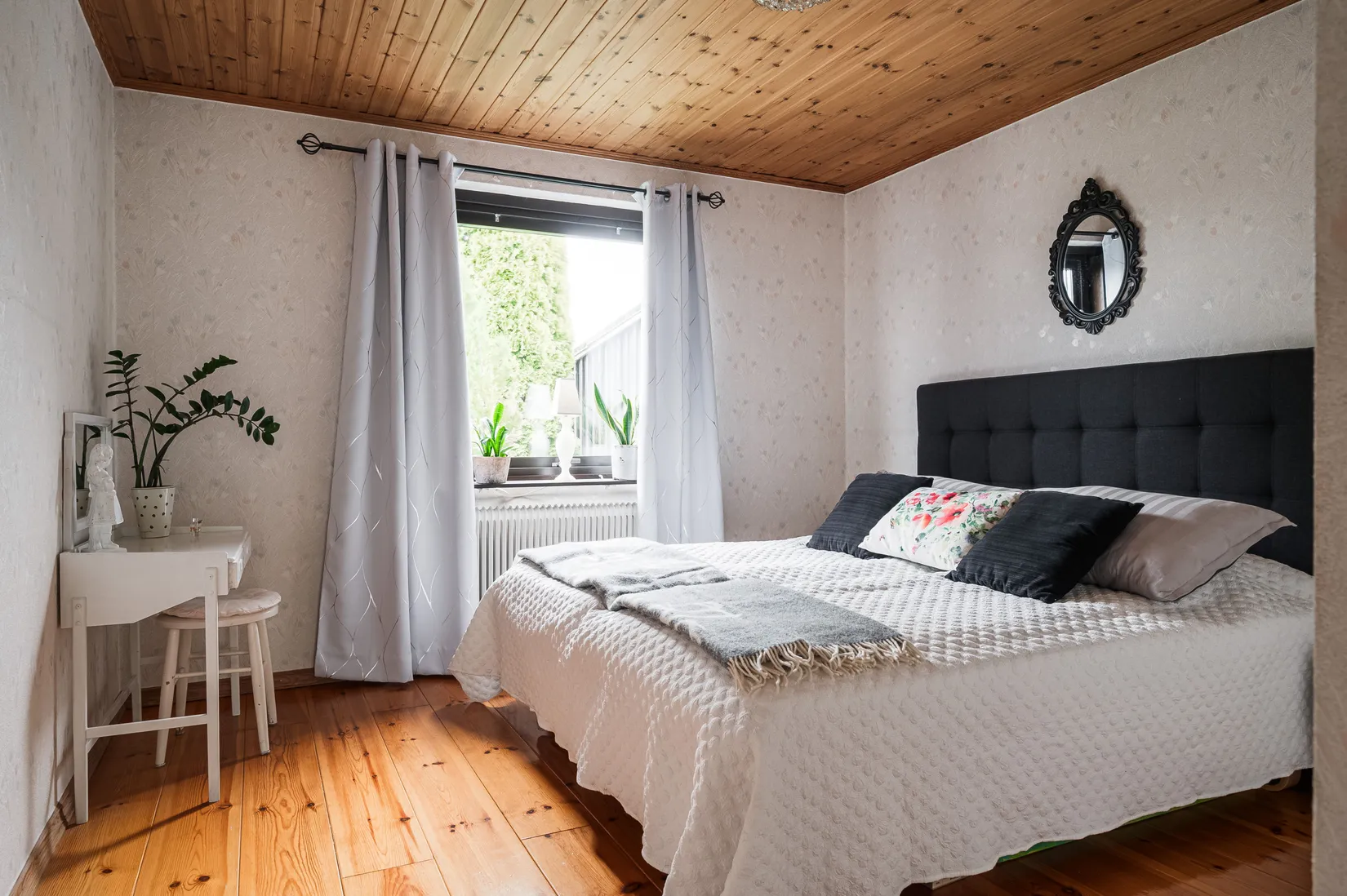 Villa, Radhus, Vallängsgatan 15, Hulta, Borås