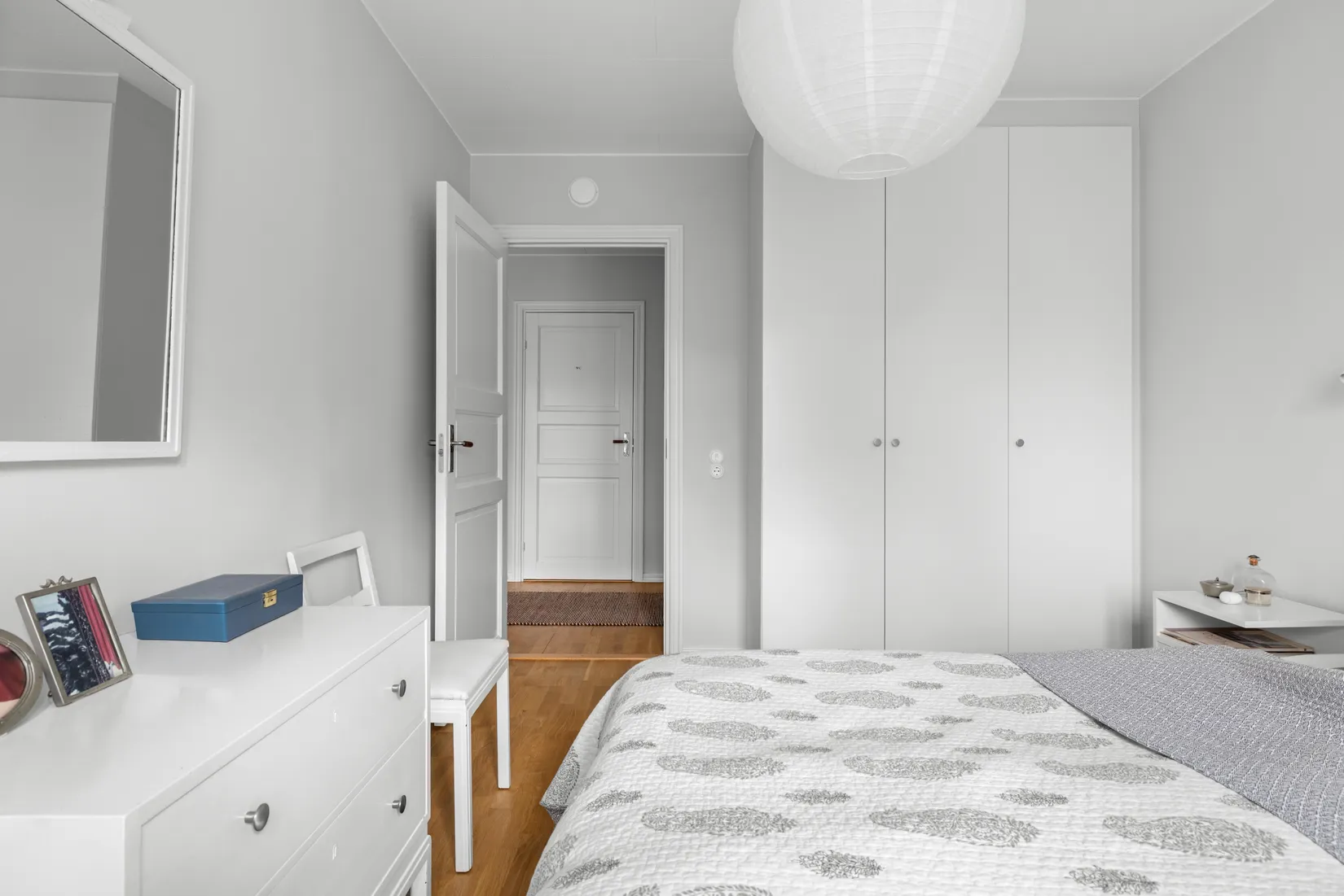 Bostadsrätt, Radhus, Lagergrens väg 15, Tyresö strand, Tyresö