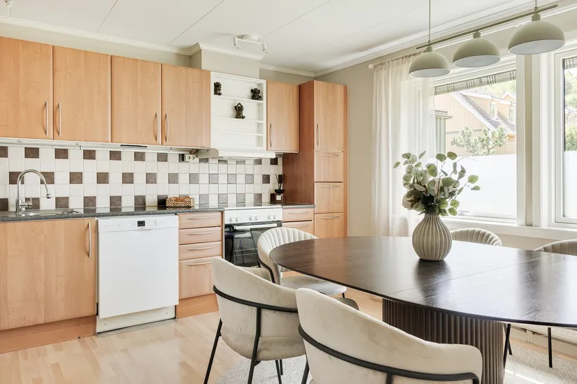 Villa, Radhus, Persgatan 4, Oskarström, Halmstad