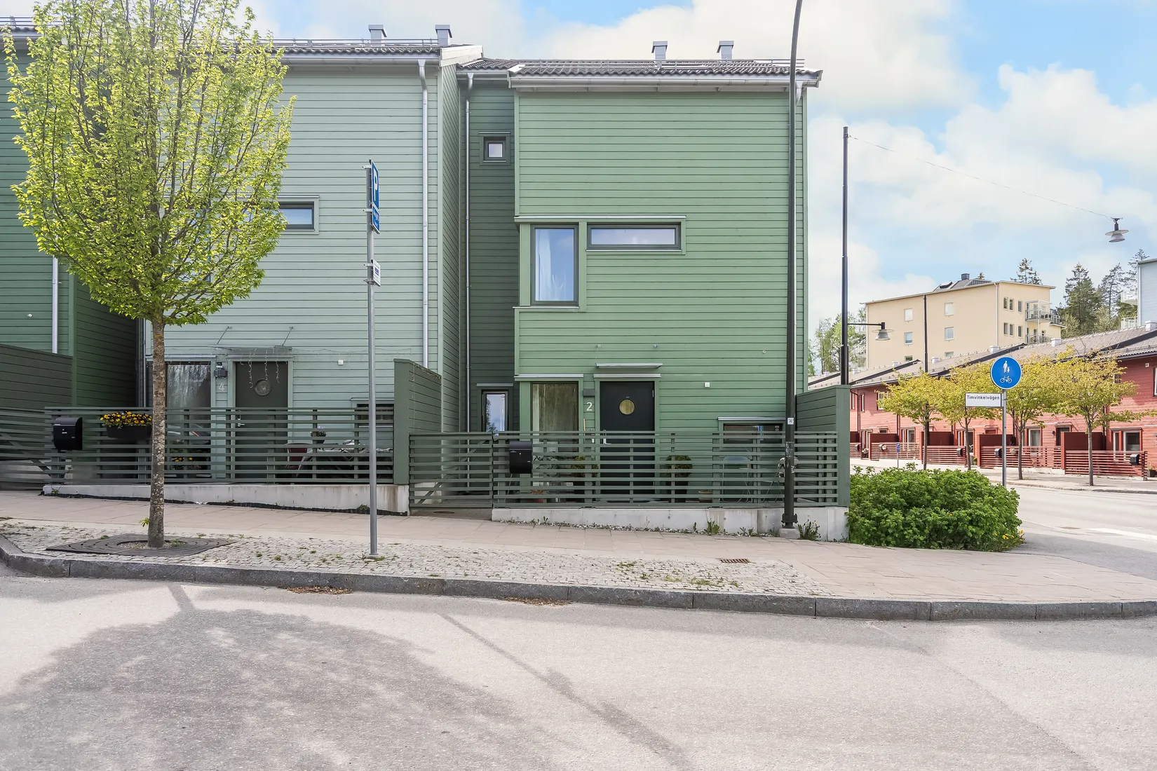 Radhus, Timvinkelvägen 2, Haninge