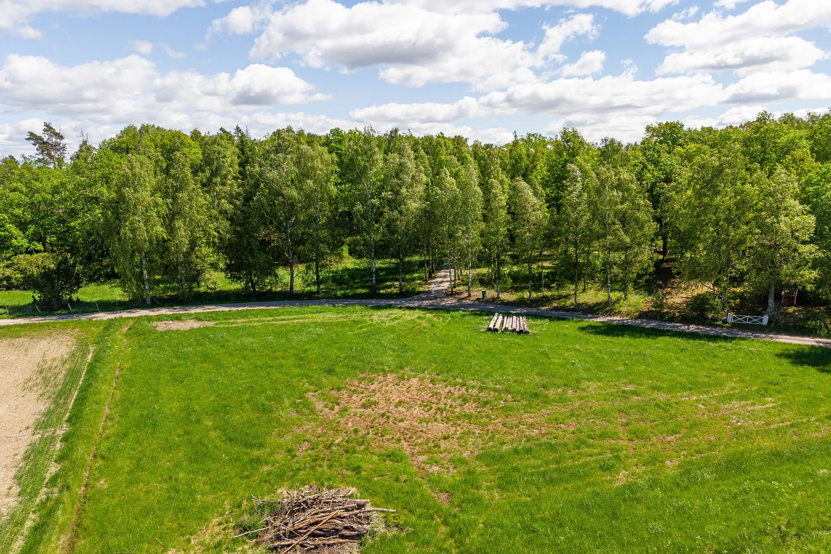 Gård/Skog, Löttorp 1, Fogdö, Strängnäs
