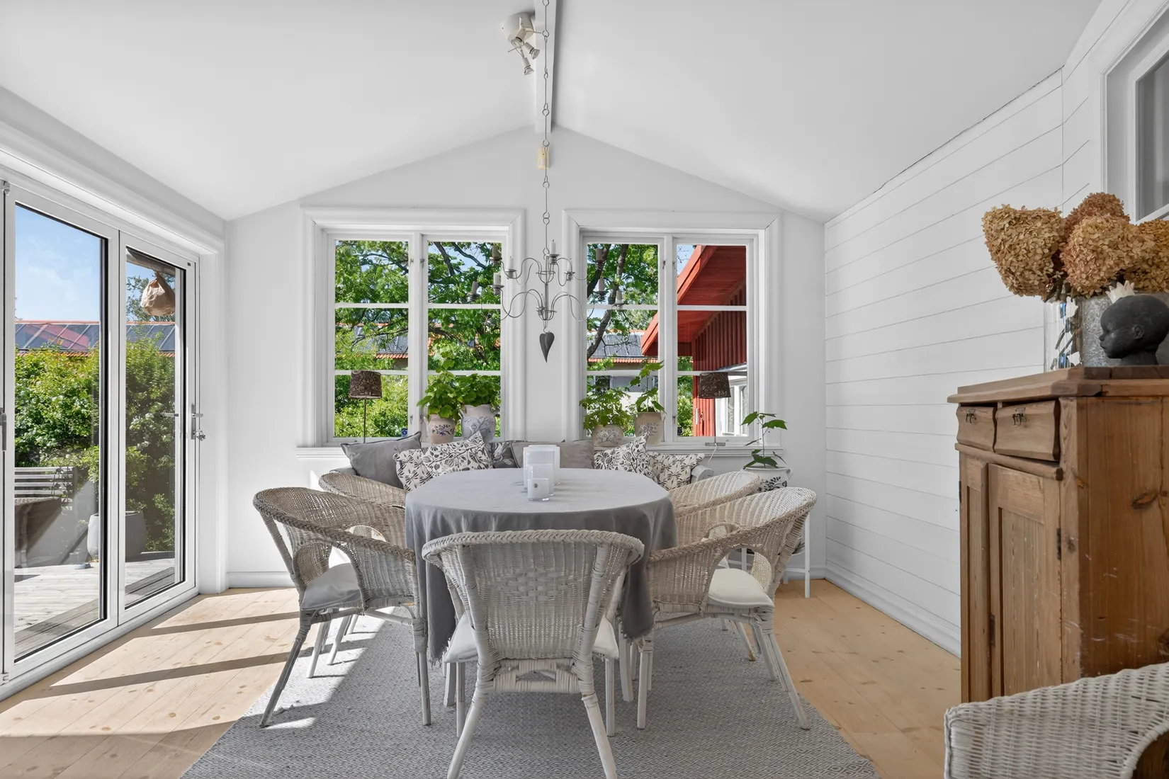 Villa, Vallaholmsvägen 3, Ringstorp, Örebro