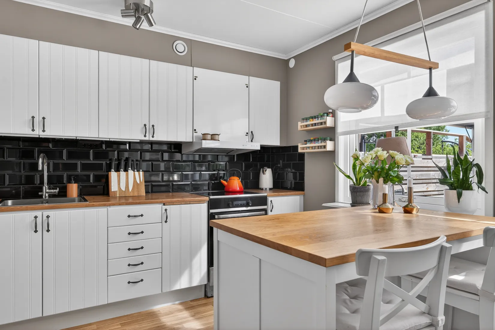Bostadsrätt, Radhus, Lundhagsvägen 47, Hovsta, Örebro