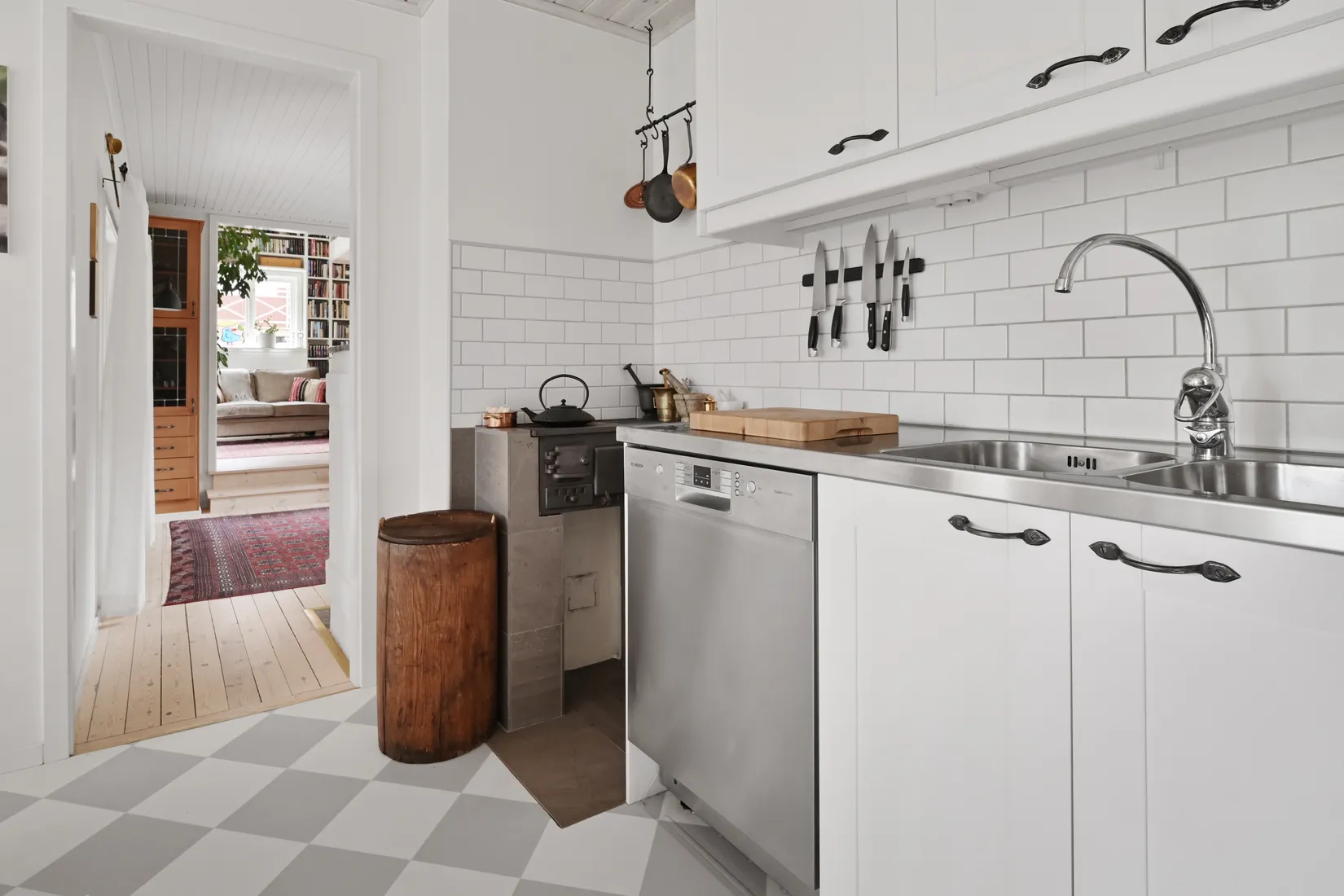 Villa, Tillemoravägen 25, Österåker