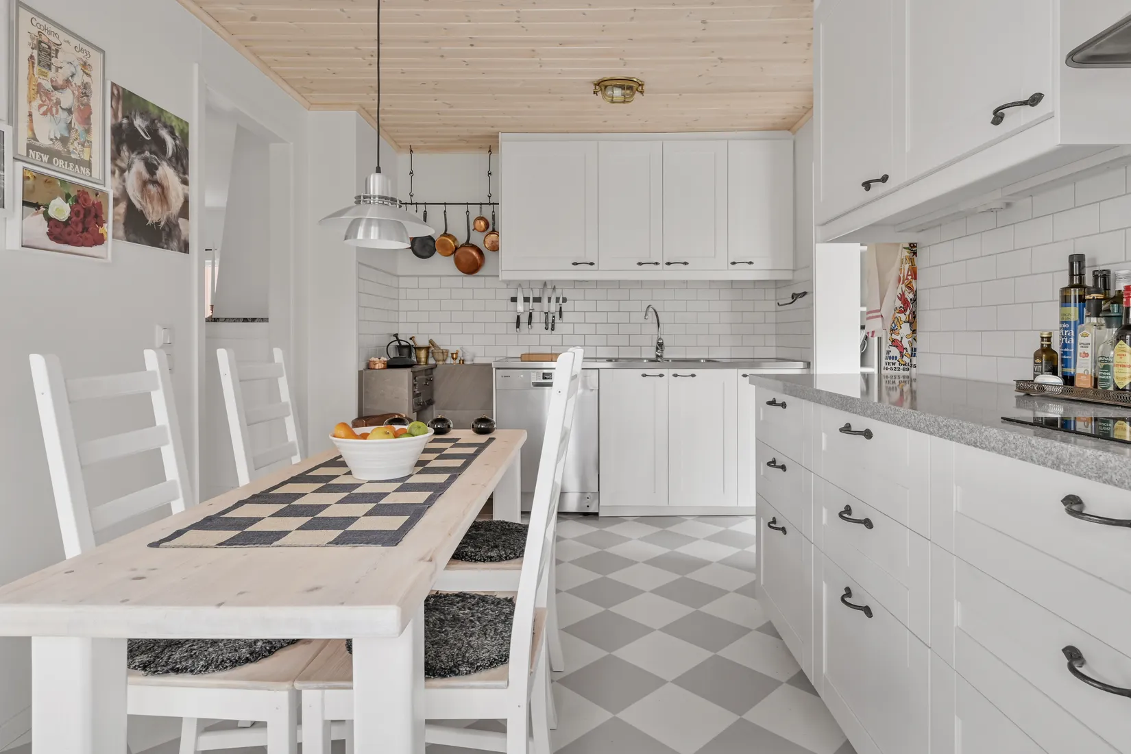 Villa, Tillemoravägen 25, Österåker