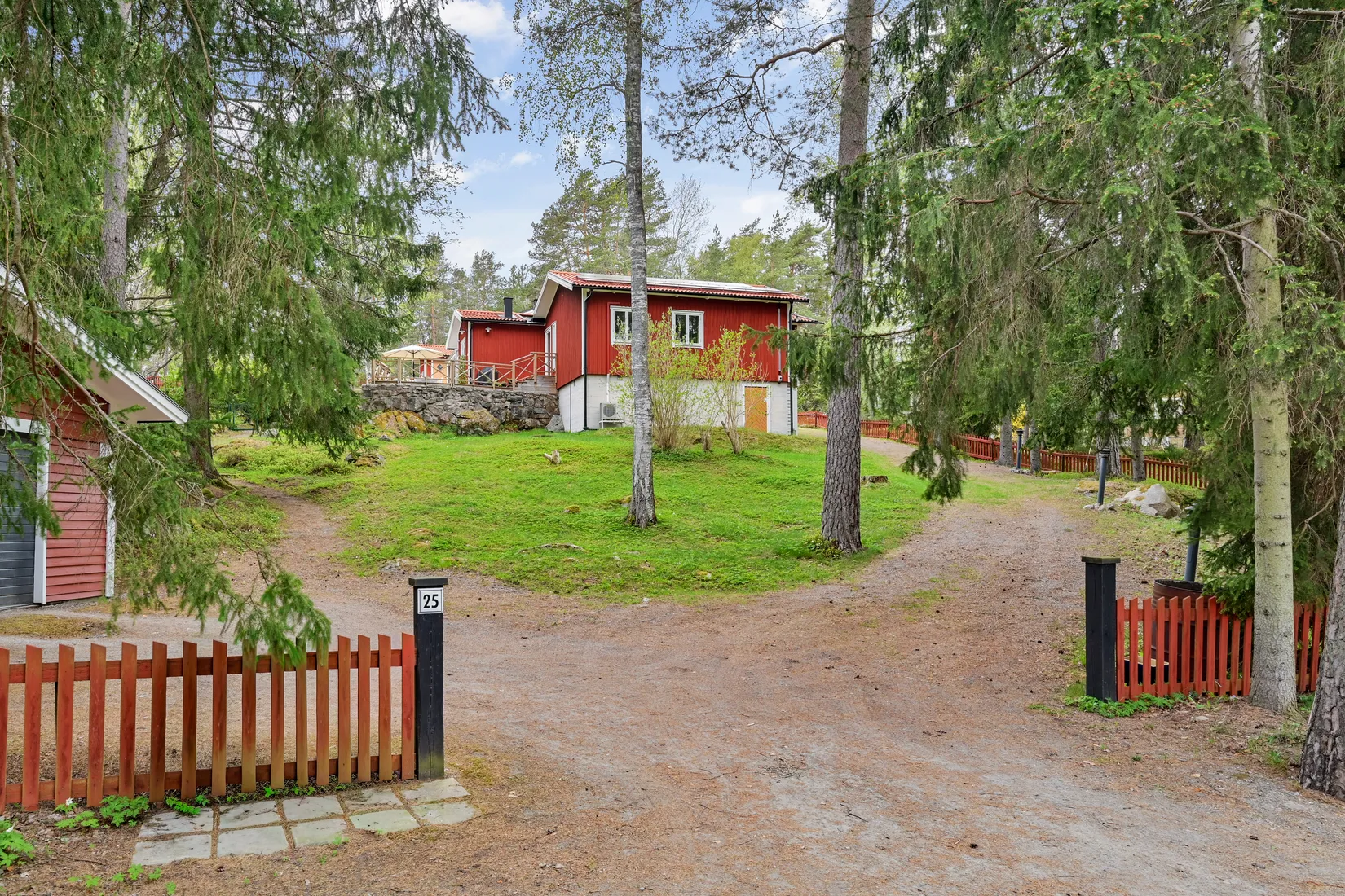 Villa, Tillemoravägen 25, Österåker