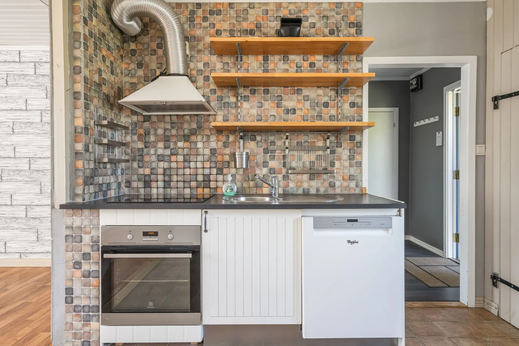 Villa, Borggårdsvägen 6, Borggård, Finspång