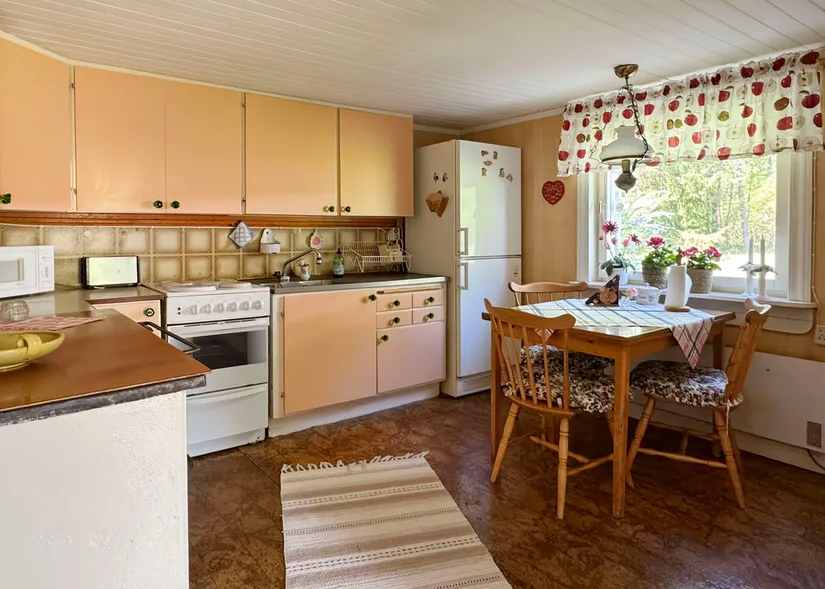 Fritidshus, Nydalen LÖVHULT 504, Östergötland/Närke, Askersund