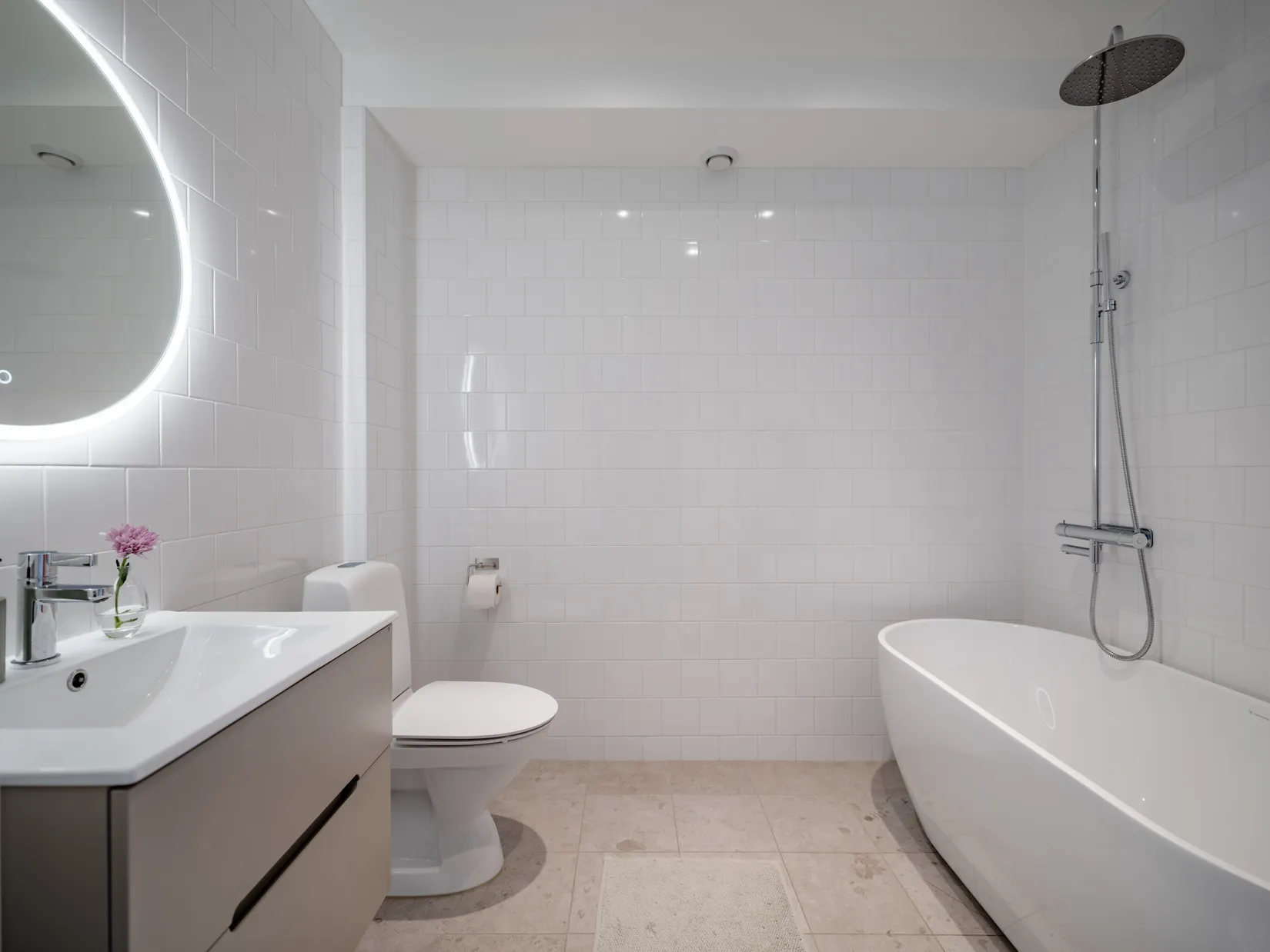 Bostadsrätt, Radhus, Blockhusvägen 113, Skarpäng, Täby