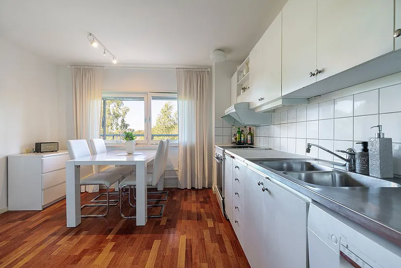 Bostadsrätt, Myrstuguvägen 359, 1tr, Huddinge - Myrstuguberget, Huddinge