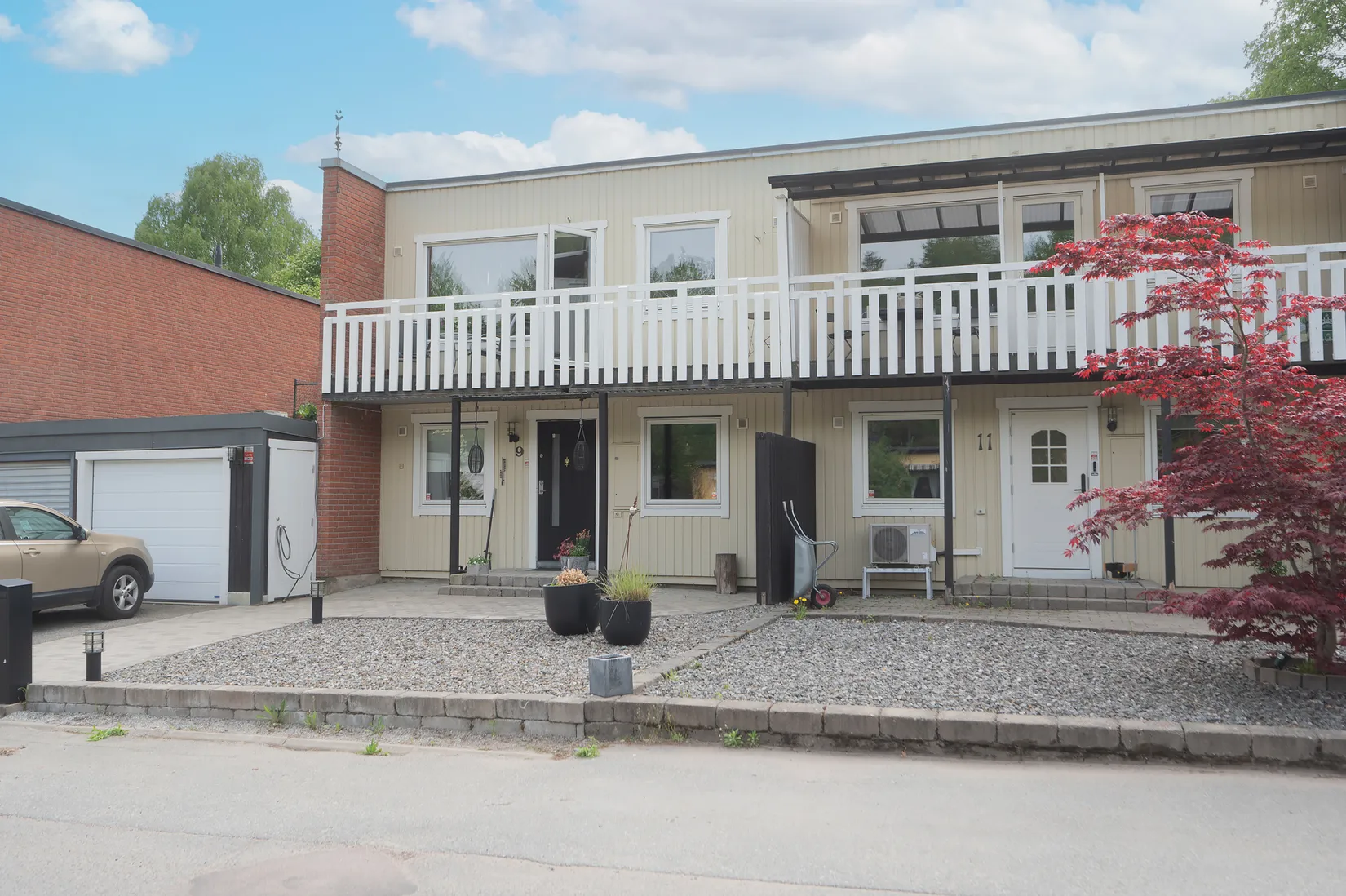 Radhus, Granbacken 9, Broängen, Botkyrka