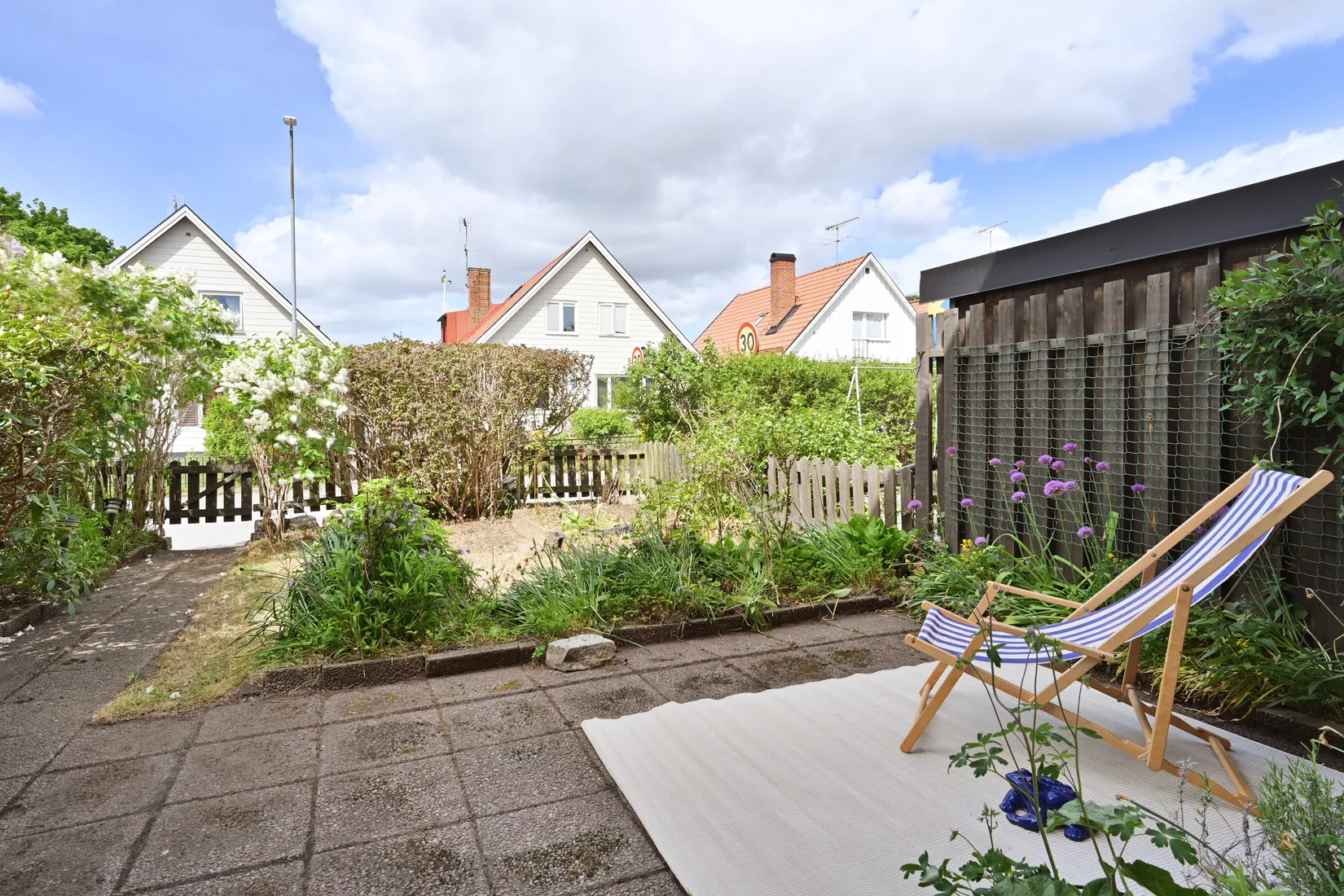 Radhus, Linnés väg 108, Häggvik, Sollentuna