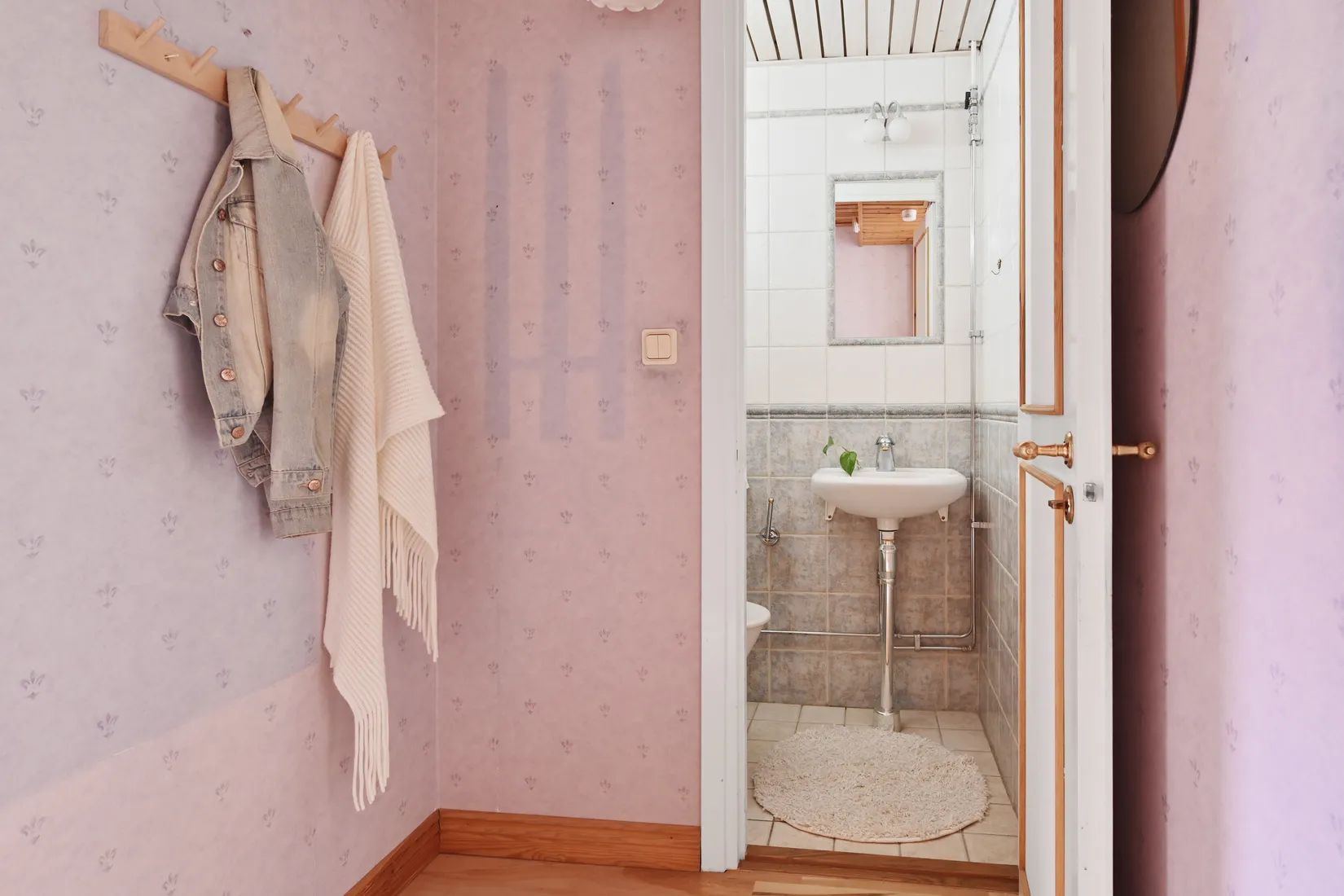 Radhus, Linnés väg 108, Häggvik, Sollentuna