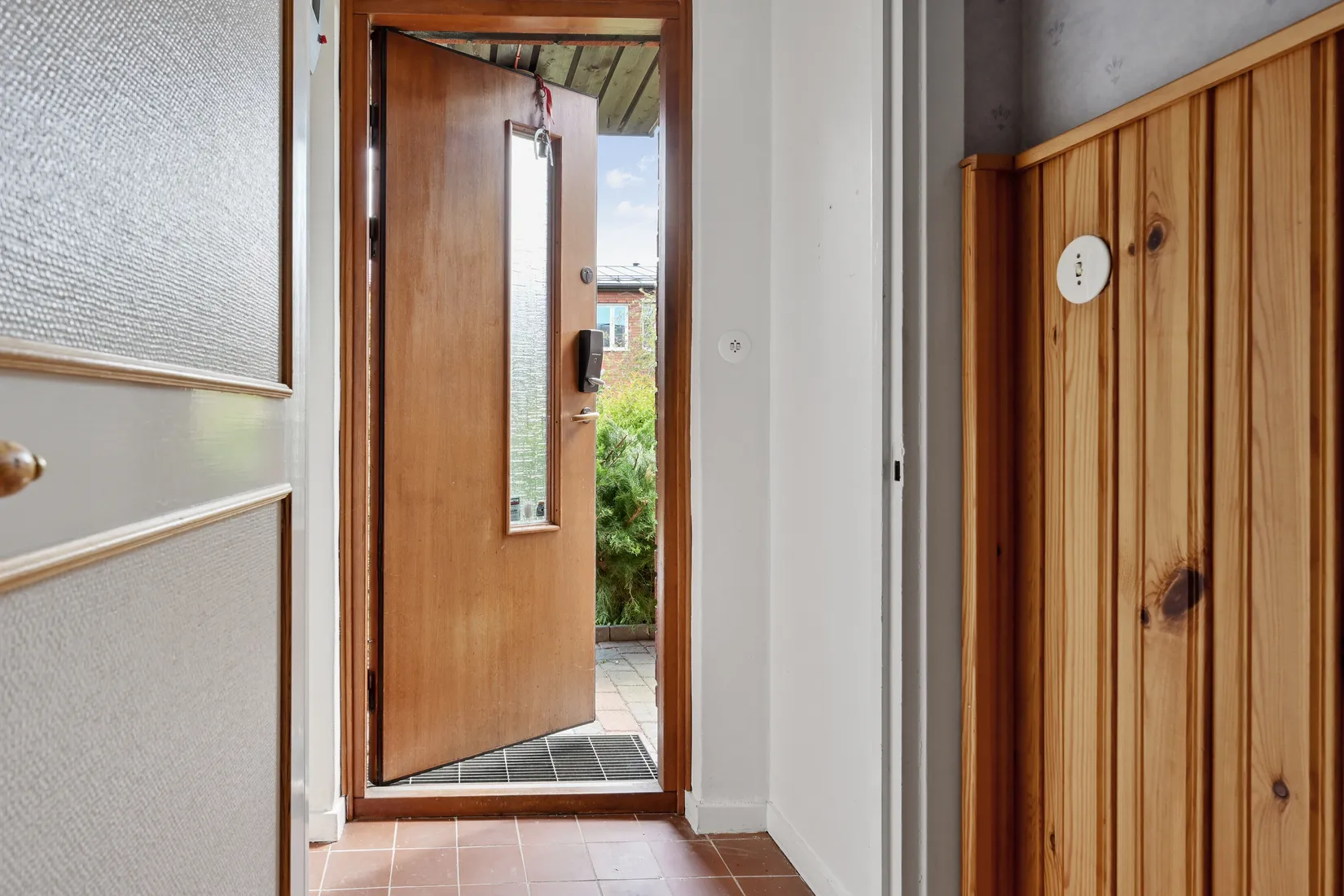 Radhus, Linnés väg 108, Häggvik, Sollentuna