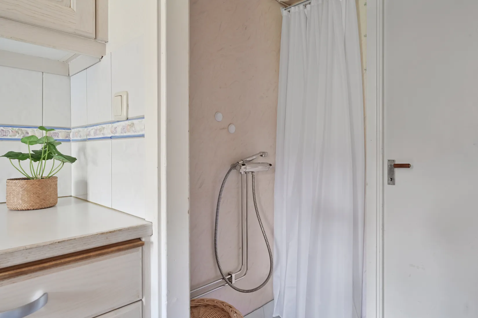 Radhus, Linnés väg 108, Häggvik, Sollentuna