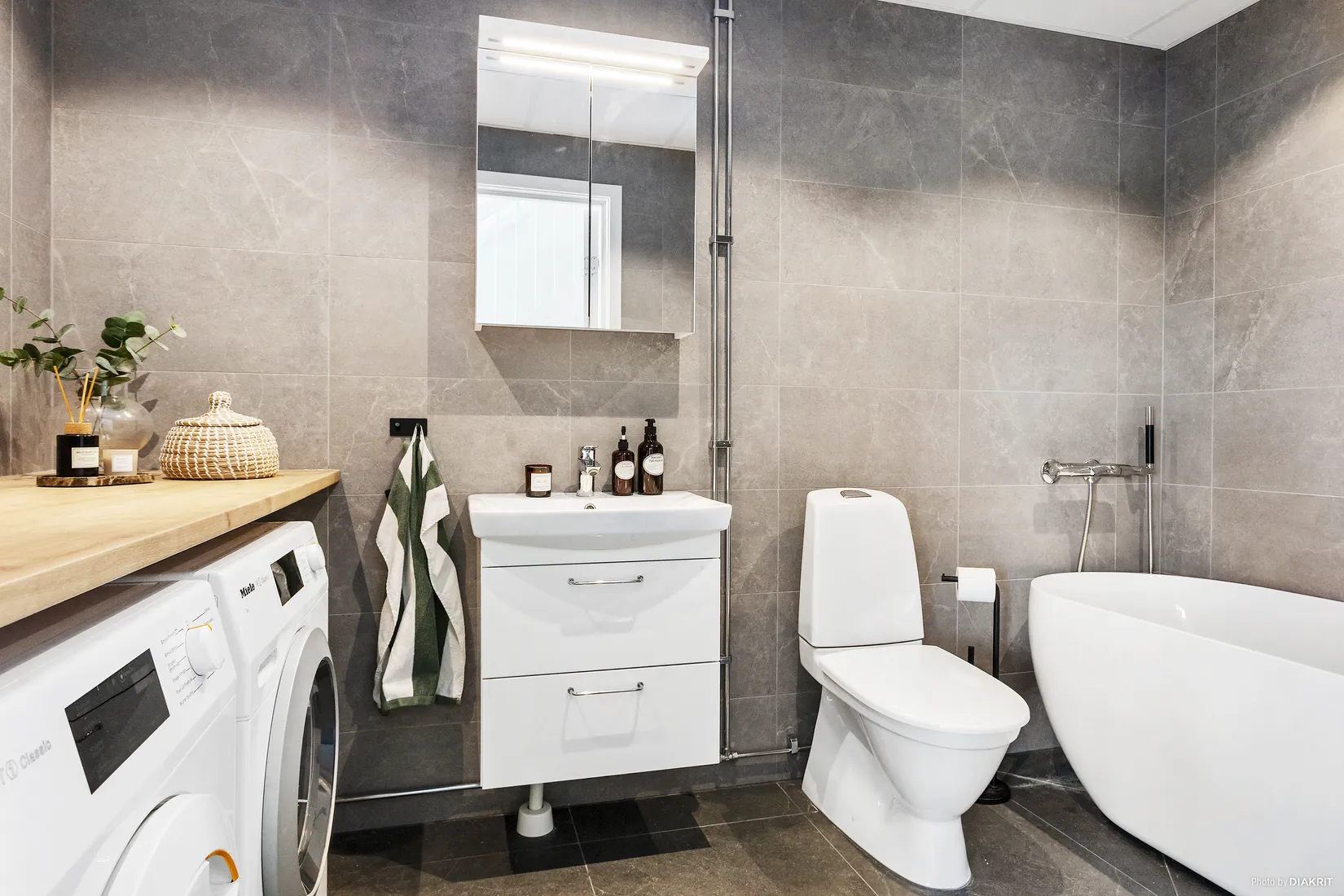 Bostadsrätt, Radhus, Skogsbruksvägen 23F, Edsgatan, Karlstad