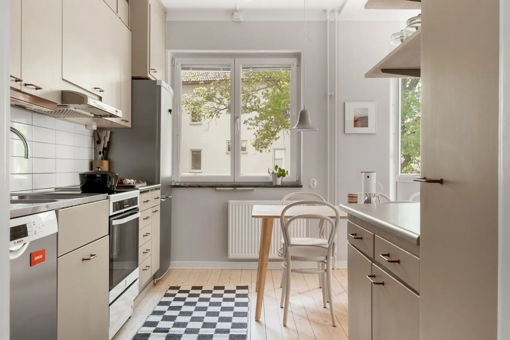 Bostadsrätt, Björkbacksvägen 44, vån 2/3, Ulvsunda / Johannesfred, Stockholm