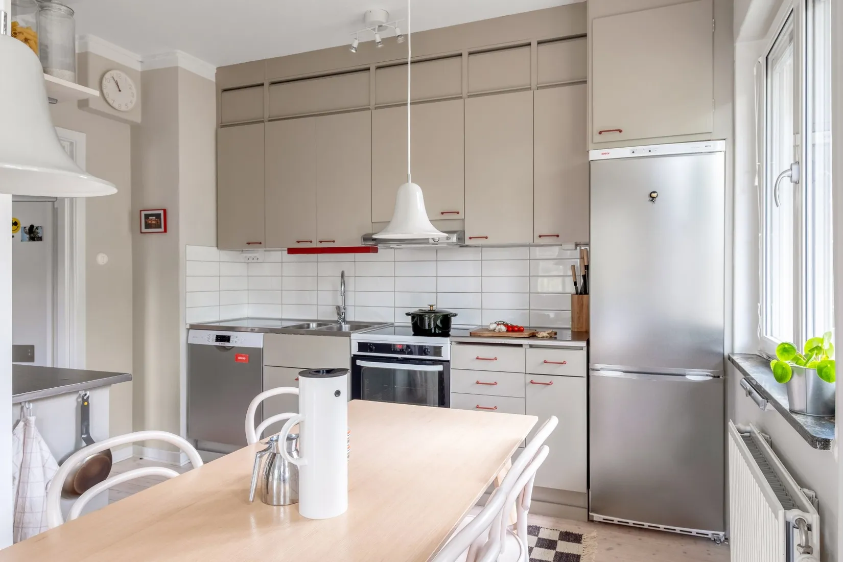 Bostadsrätt, Björkbacksvägen 44, vån 2/3, Ulvsunda / Johannesfred, Stockholm