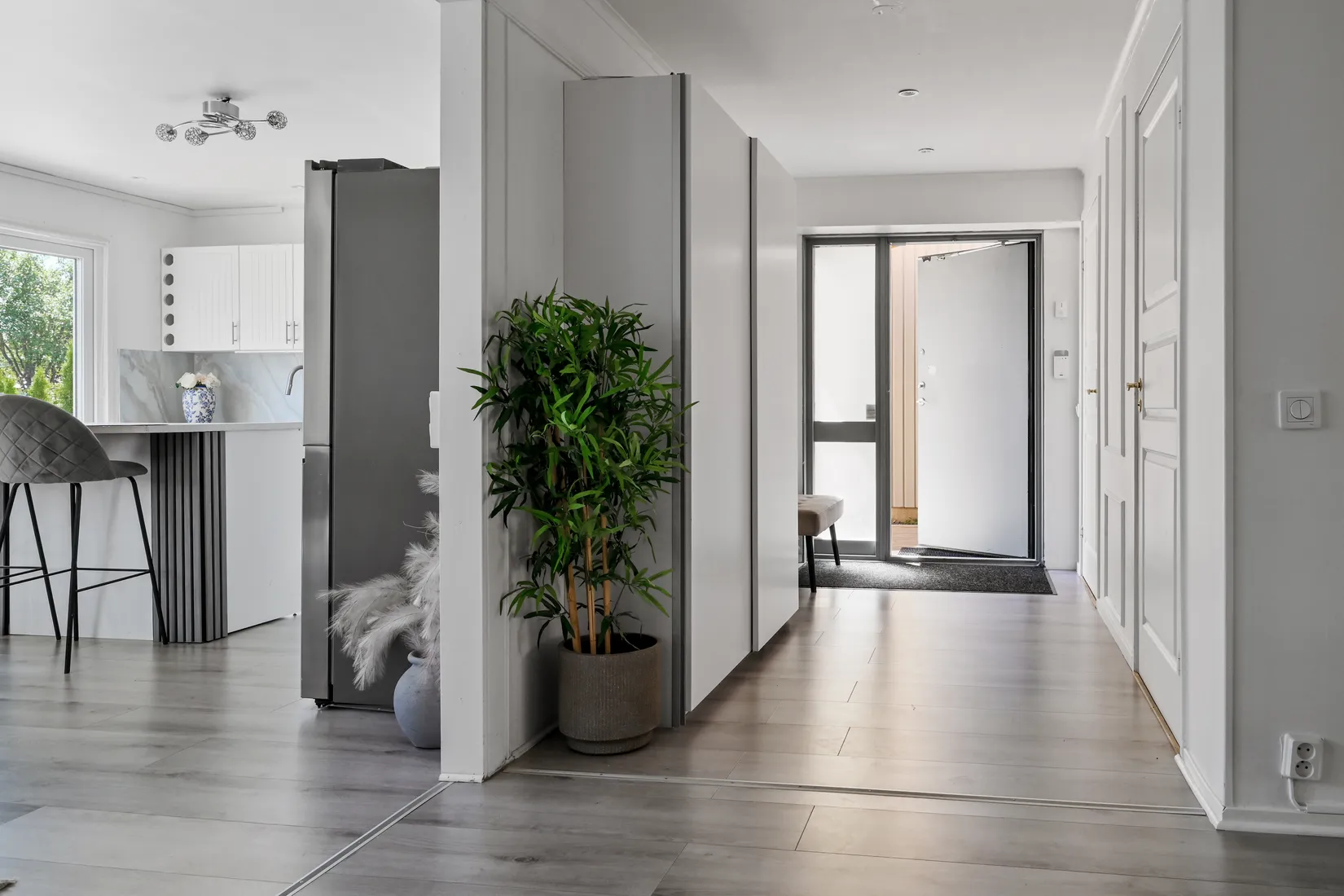 Villa, Radhus, Pilgrimsvägen 14, Prästgårdsmarken/Prästhagen, Upplands Väsby