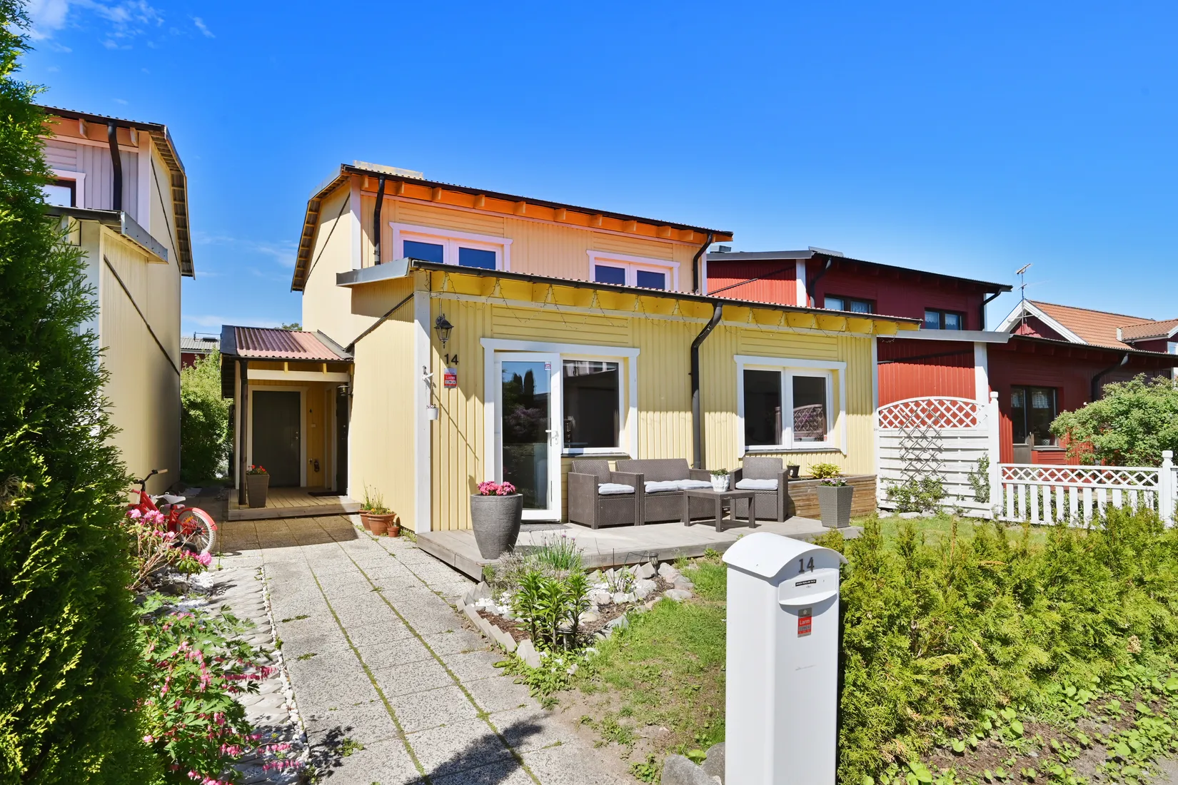 Villa, Radhus, Pilgrimsvägen 14, Prästgårdsmarken/Prästhagen, Upplands Väsby