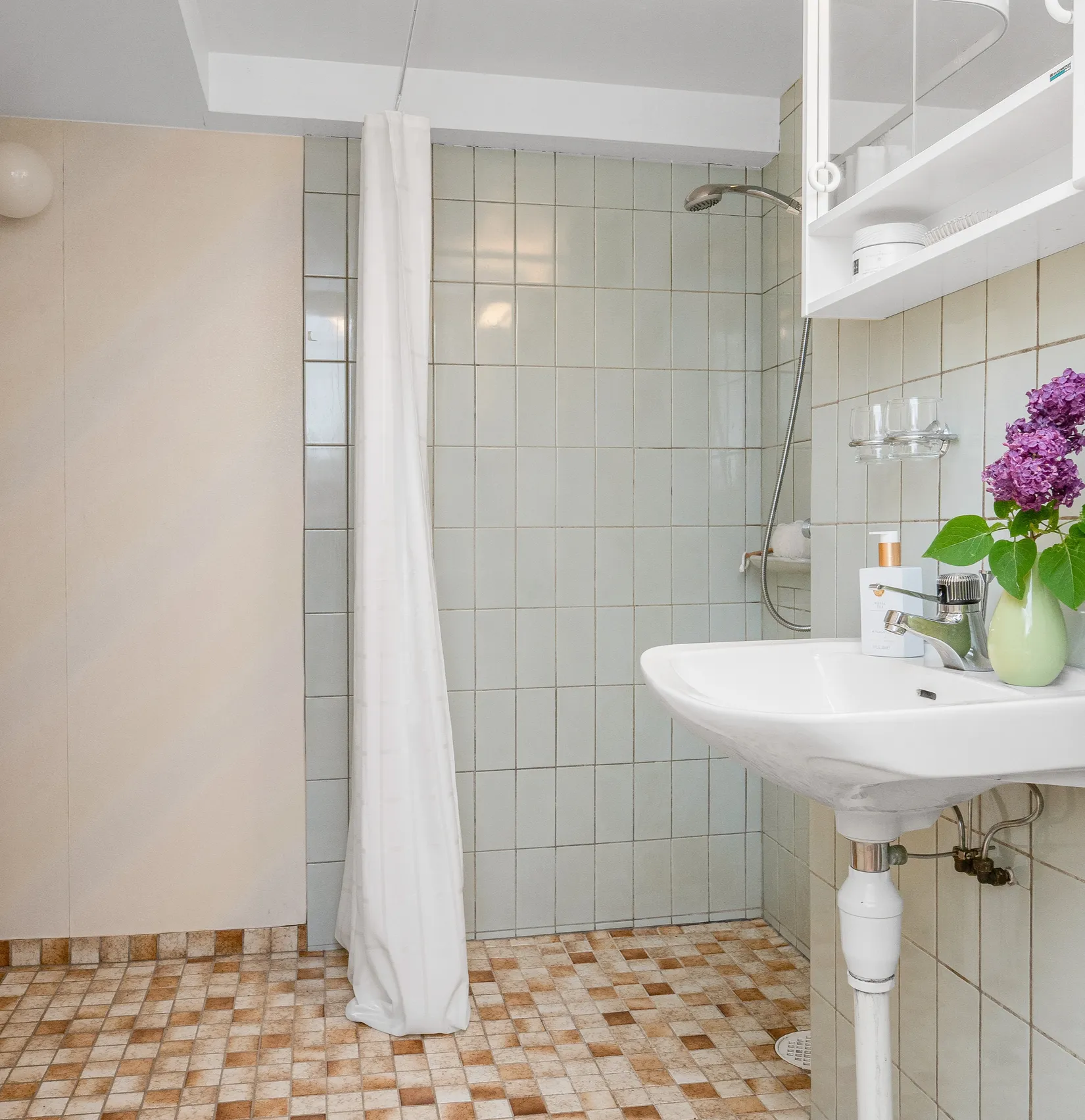 Villa, Tomtbergavägen 54, Stuvsta, Huddinge