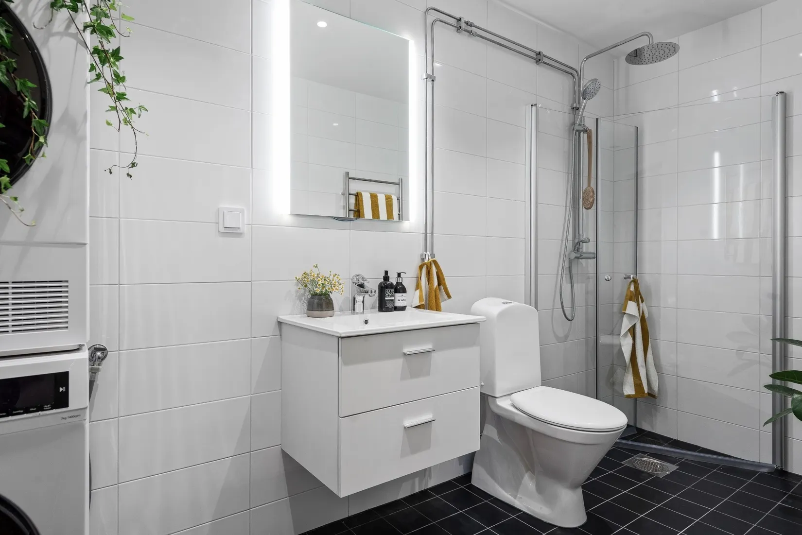 Bostadsrätt, Kaggeholm 17B, Helgö / Kaggeholms Slottsby, Ekerö