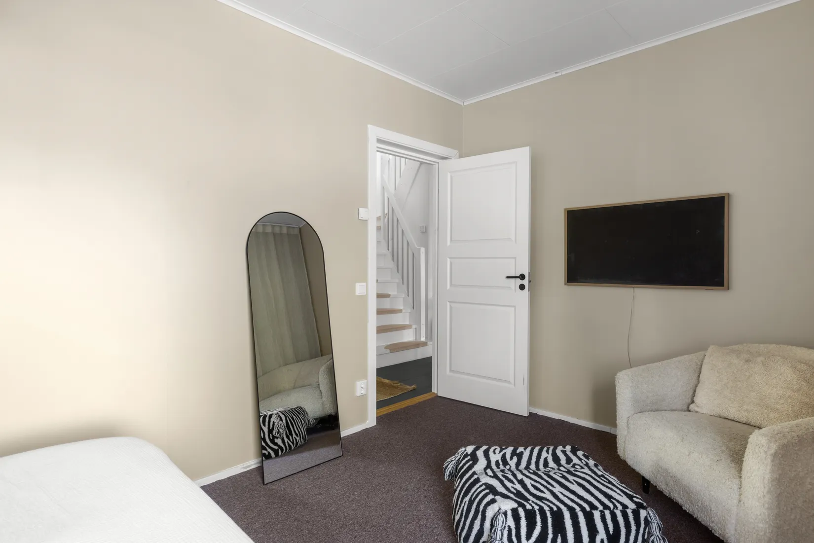 Villa, Snövits väg 12A, Trollbäcken, Tyresö