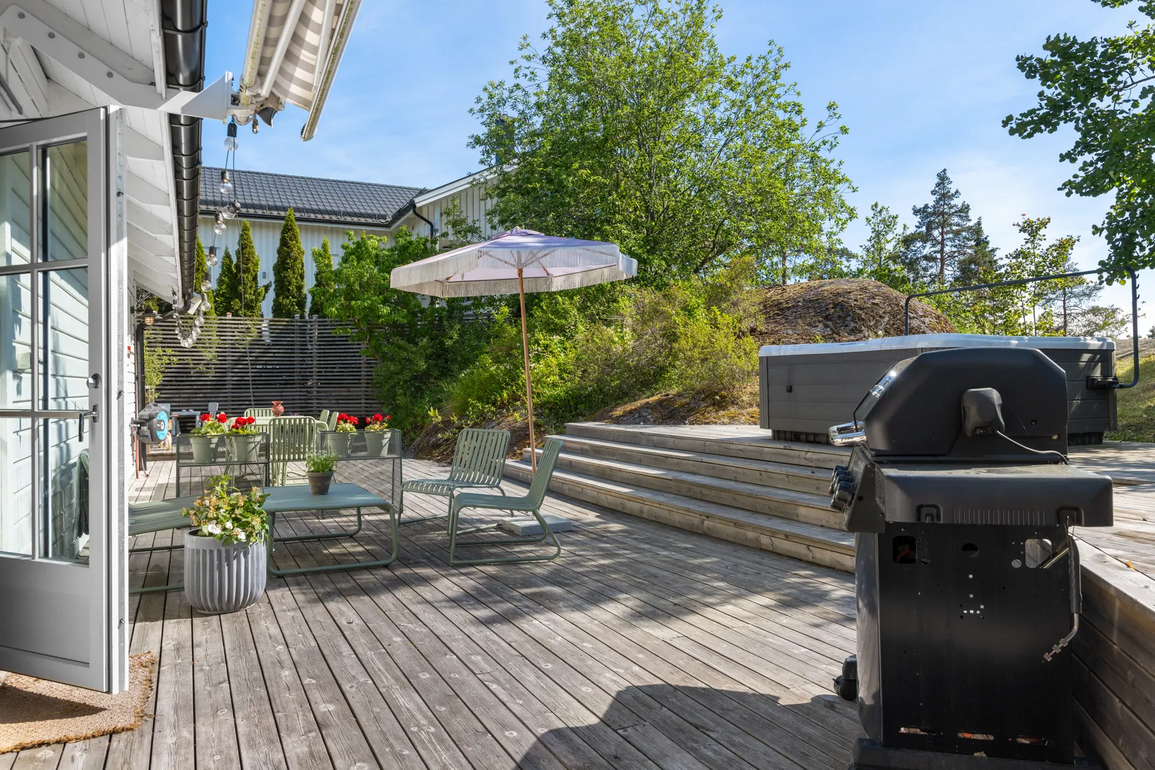 Villa, Snövits väg 12A, Trollbäcken, Tyresö