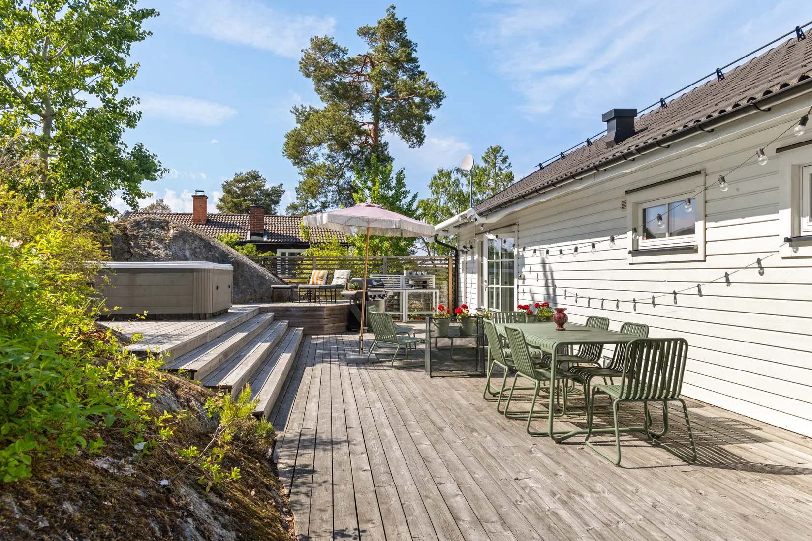 Villa, Snövits väg 12A, Trollbäcken, Tyresö