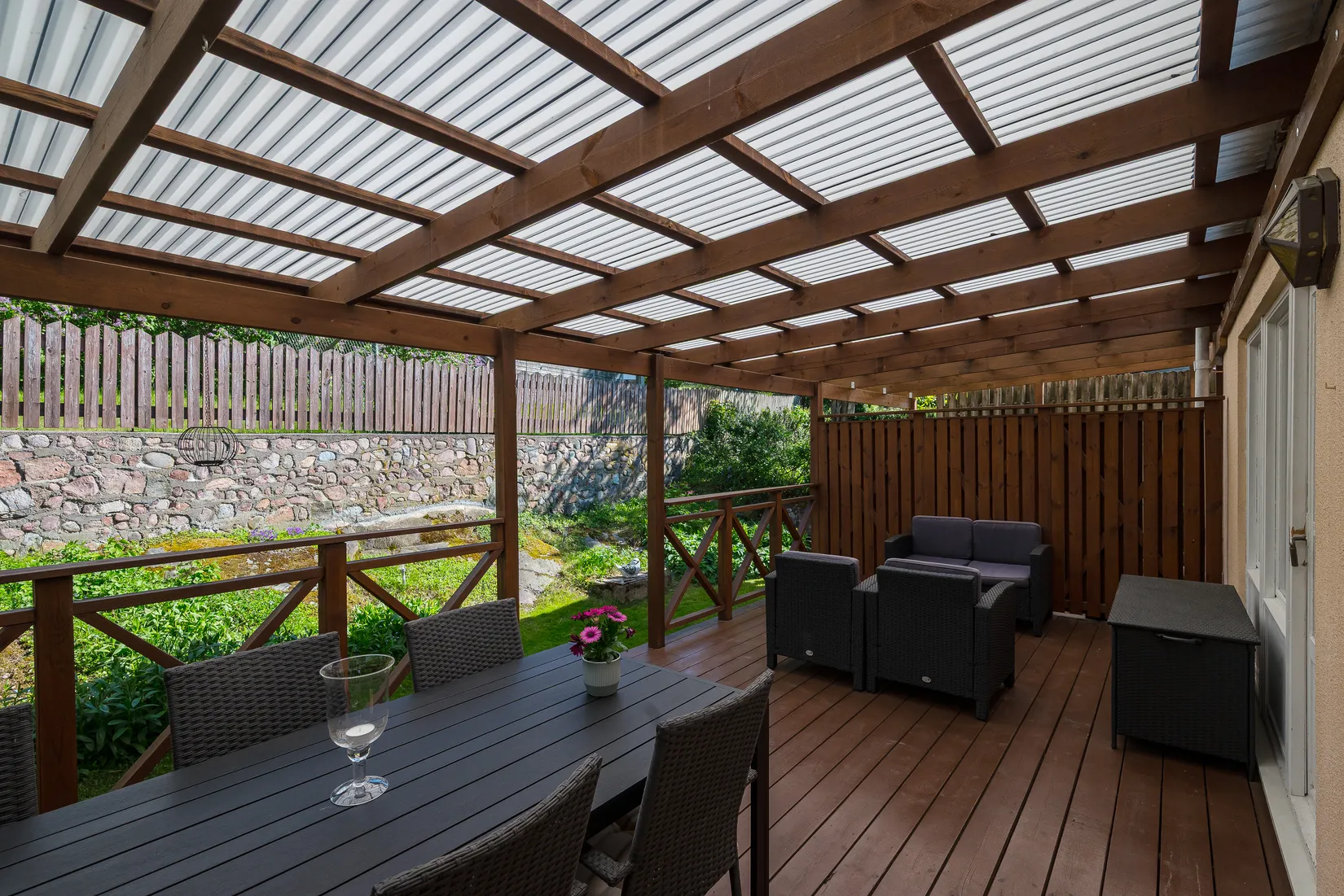 Villa, Bergvägen 1, Rickeby/Karlberg, Vallentuna