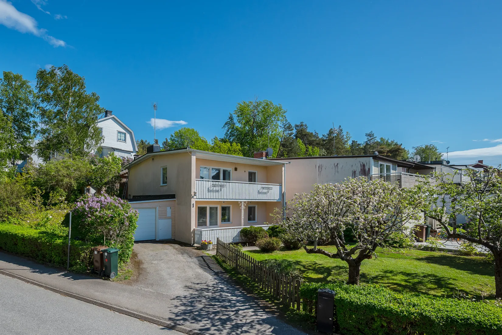 Villa, Bergvägen 1, Rickeby/Karlberg, Vallentuna