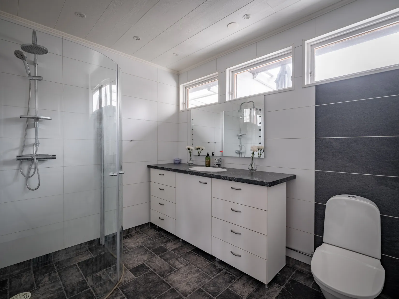 Villa, Söderforsgränd 3, Brunnby Vik, Upplands Väsby