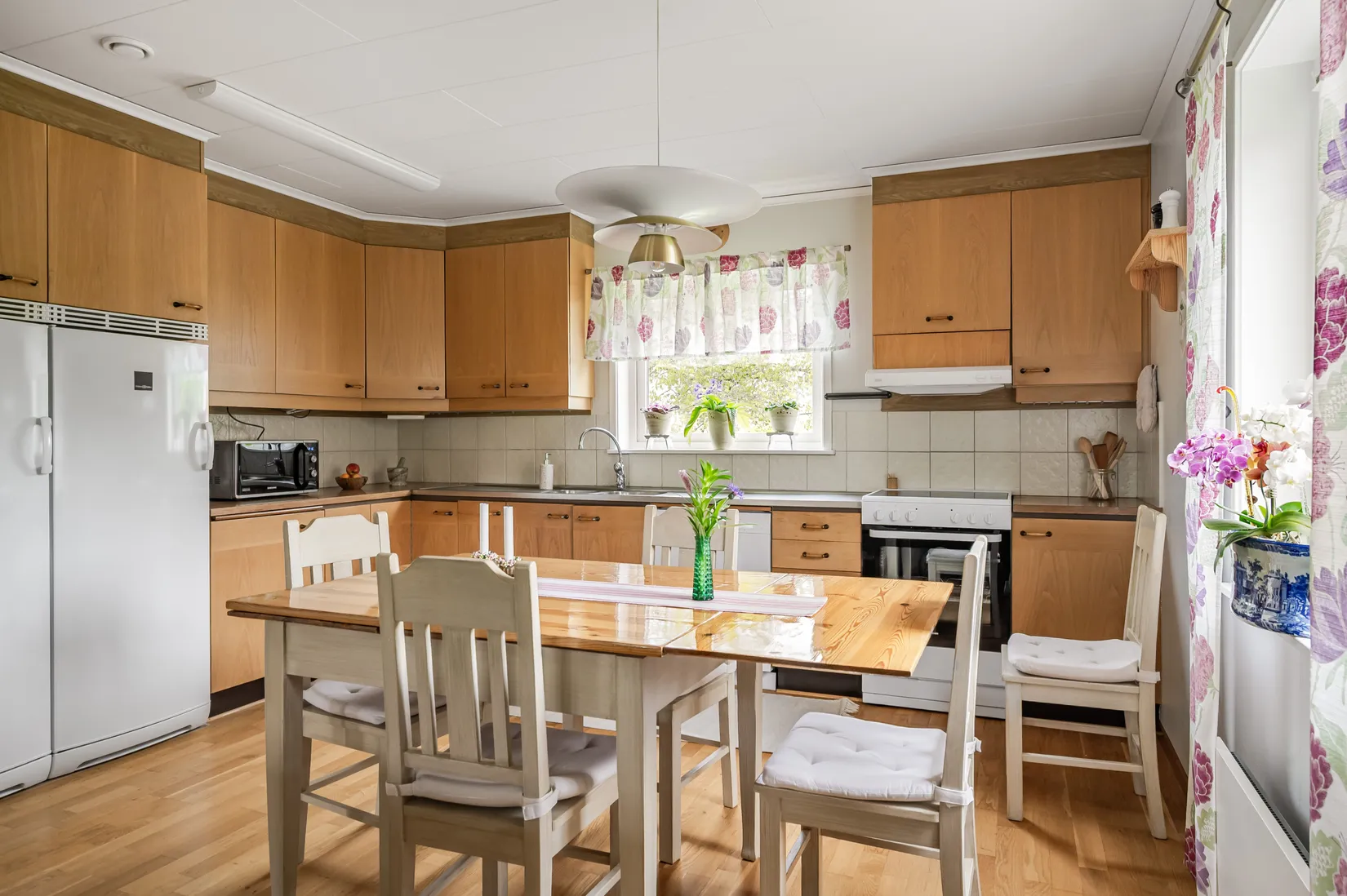 Villa, Bisp Thomas väg 7, Storgärdet, Strängnäs