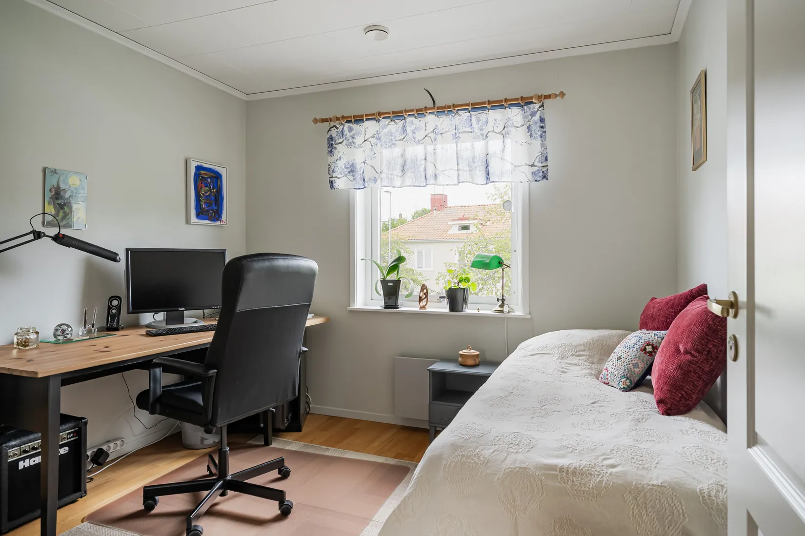 Villa, Bisp Thomas väg 7, Storgärdet, Strängnäs