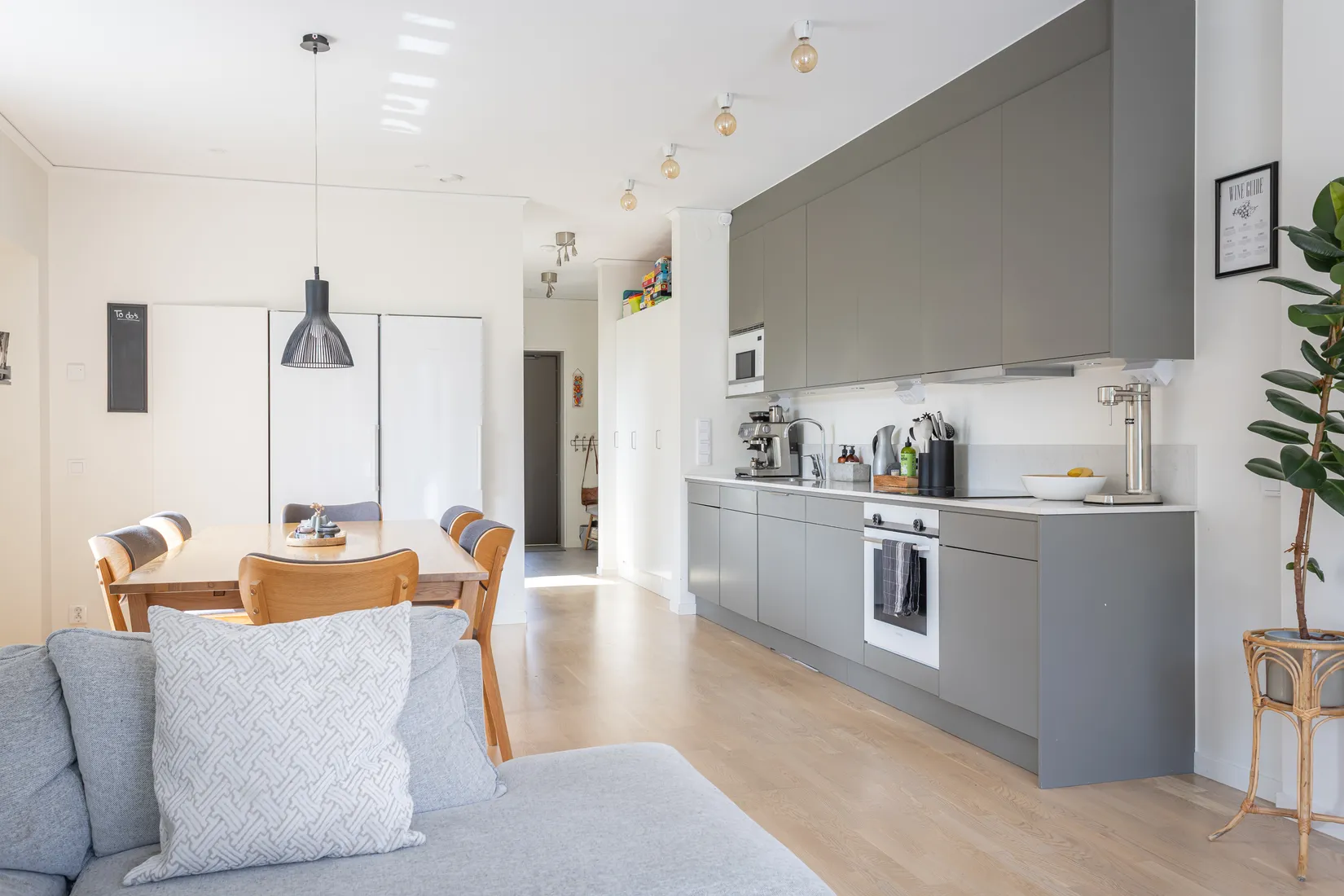 Bostadsrätt, Radhus, Södersätravägen 42A, Väsjön, Sollentuna