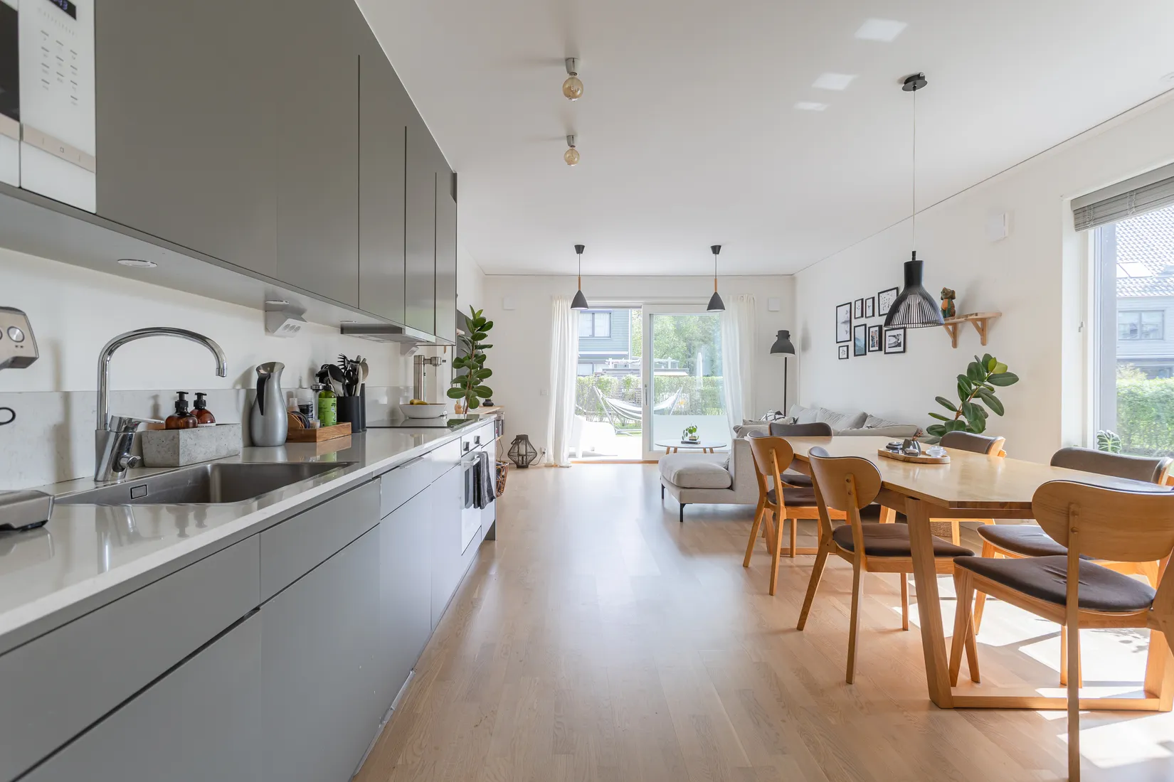 Bostadsrätt, Radhus, Södersätravägen 42A, Väsjön, Sollentuna