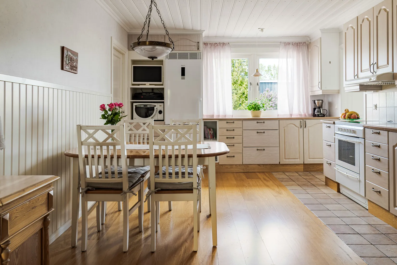 Villa, Radhus, Blåklintsgatan 10, Munksundet, Enköping